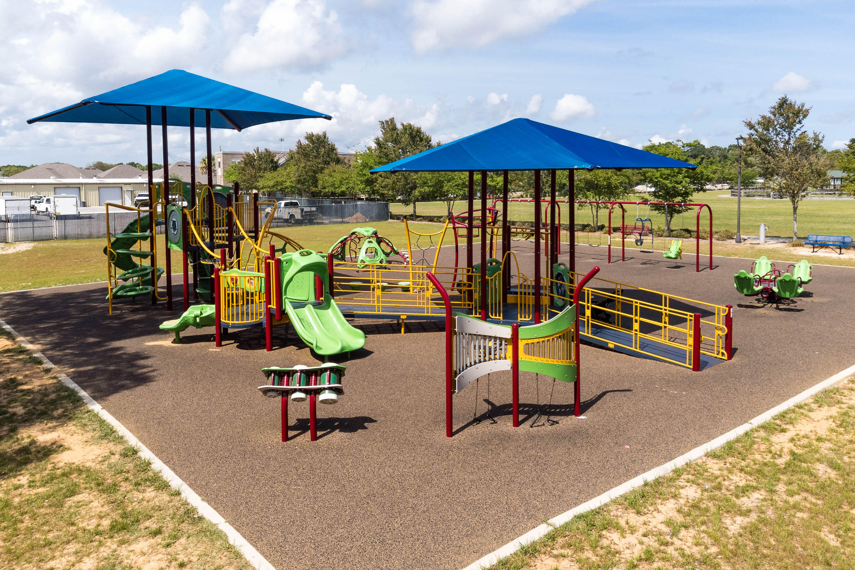 MAJESTIC OAKS - Residential