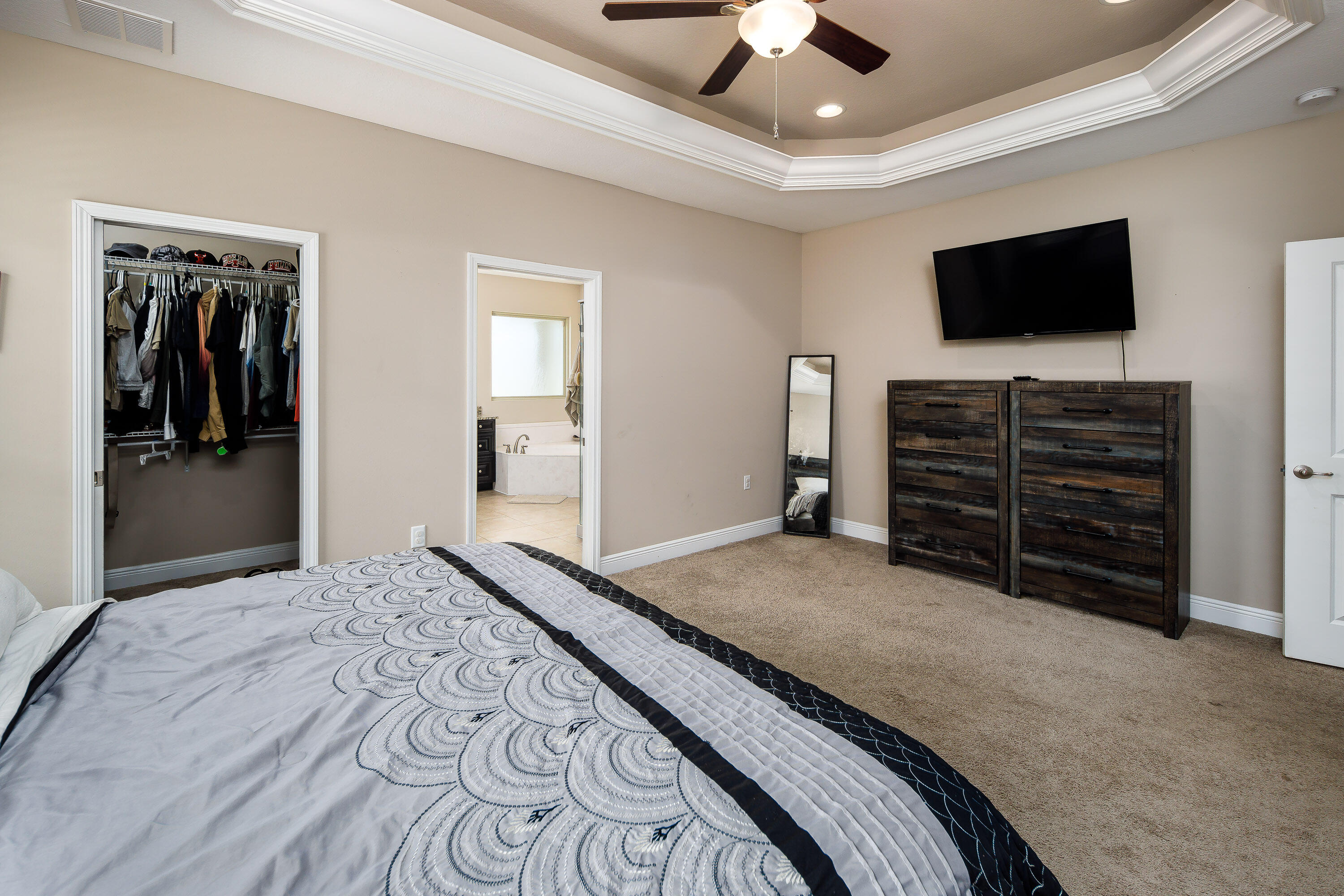 MAJESTIC OAKS - Residential