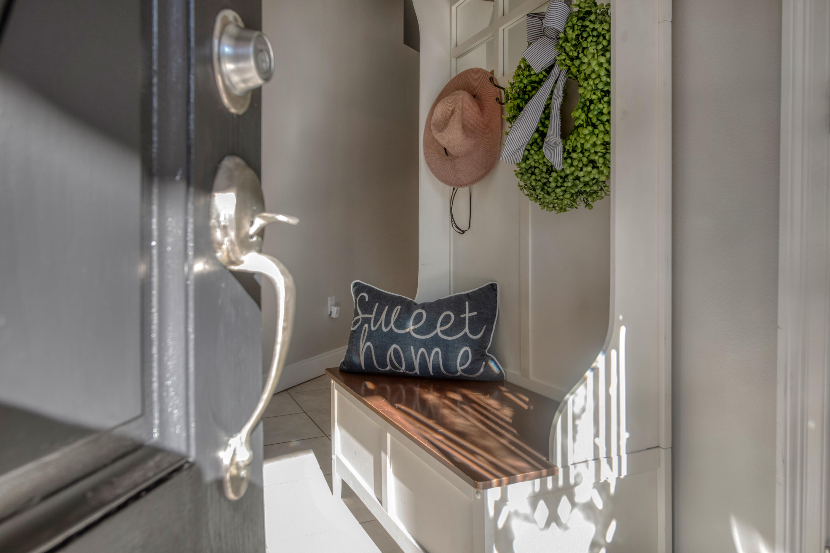 BISCAYNE POINTE - Residential