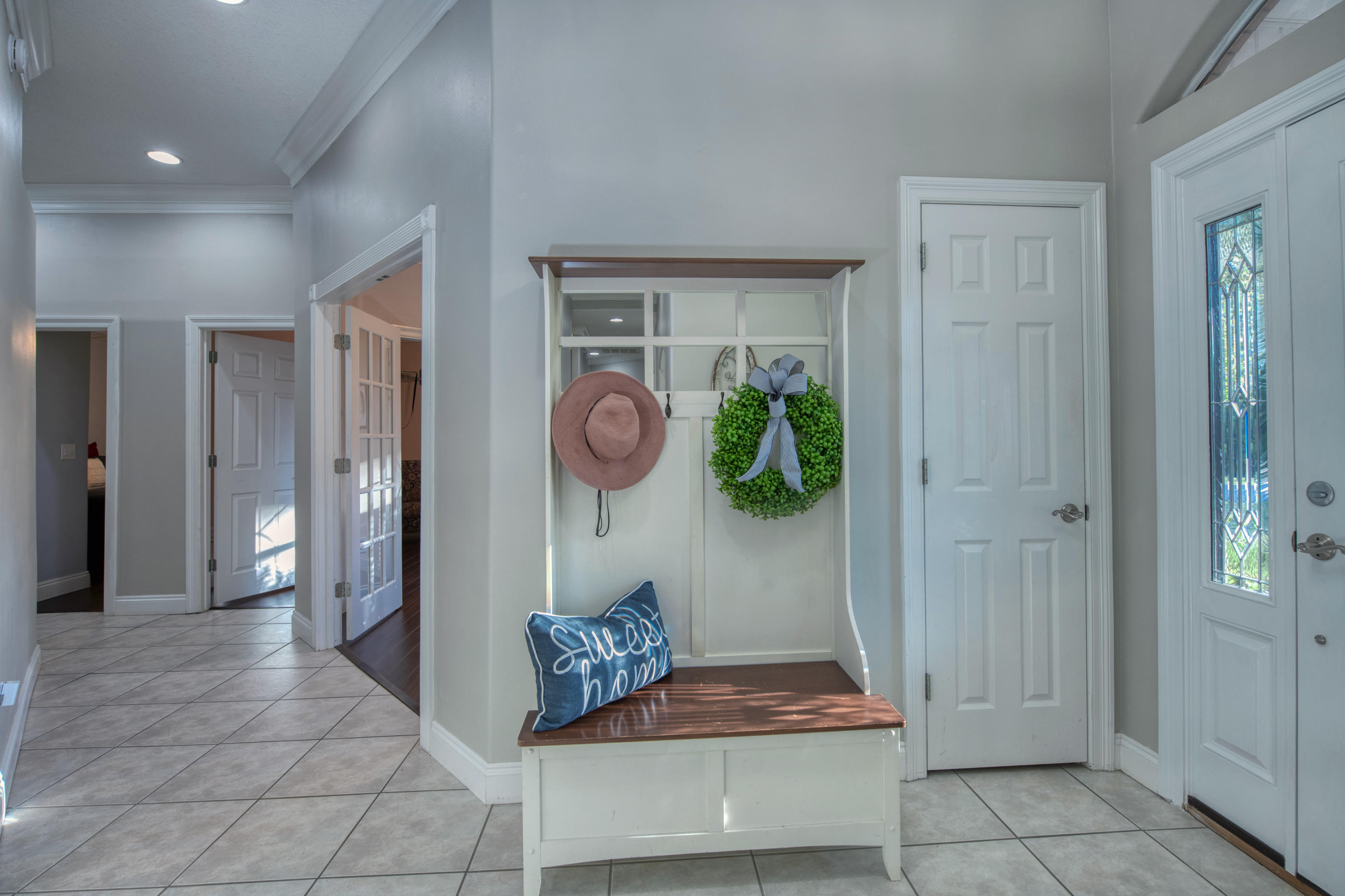 BISCAYNE POINTE - Residential