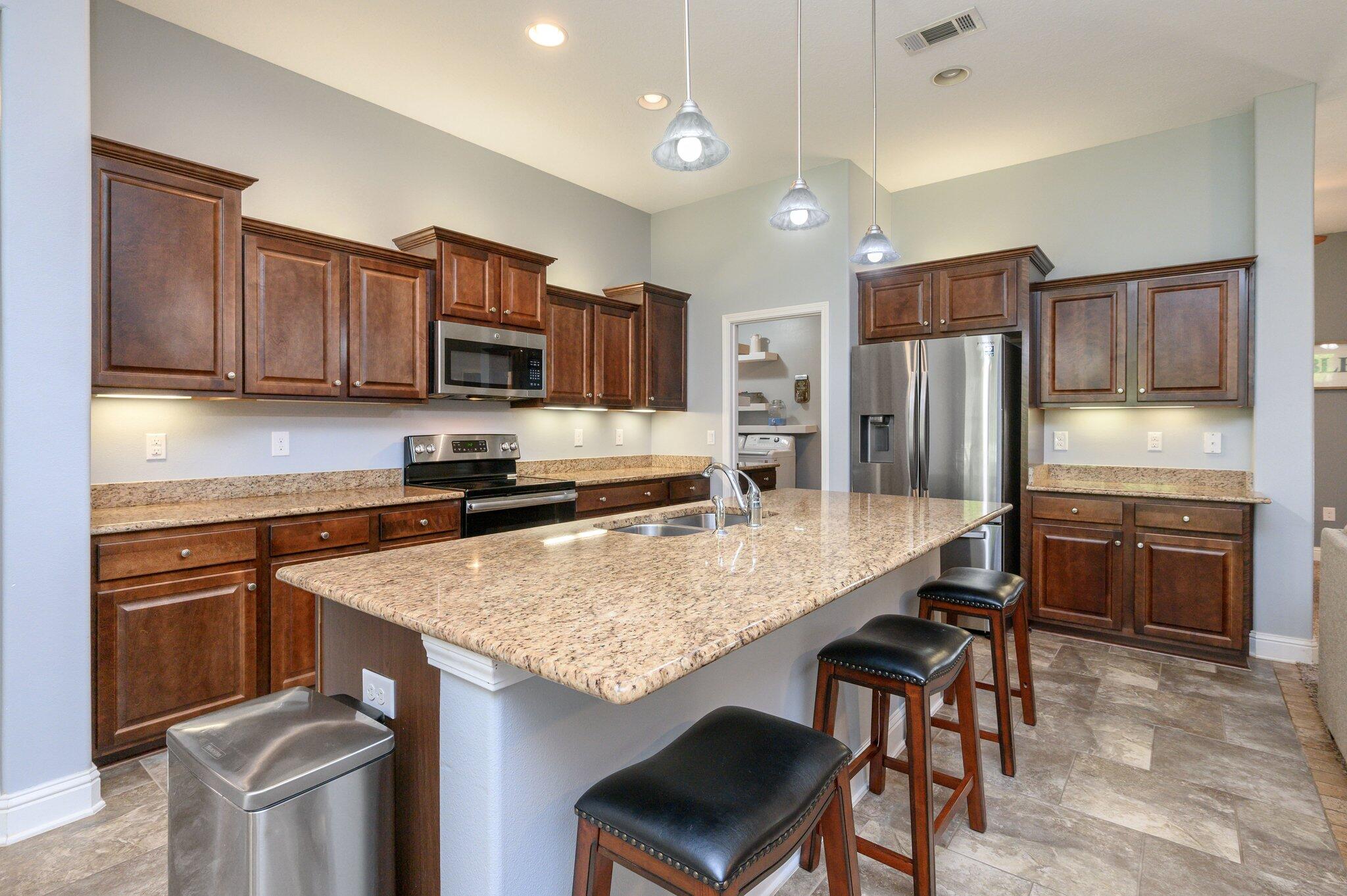 WINDMEADOWS - Residential
