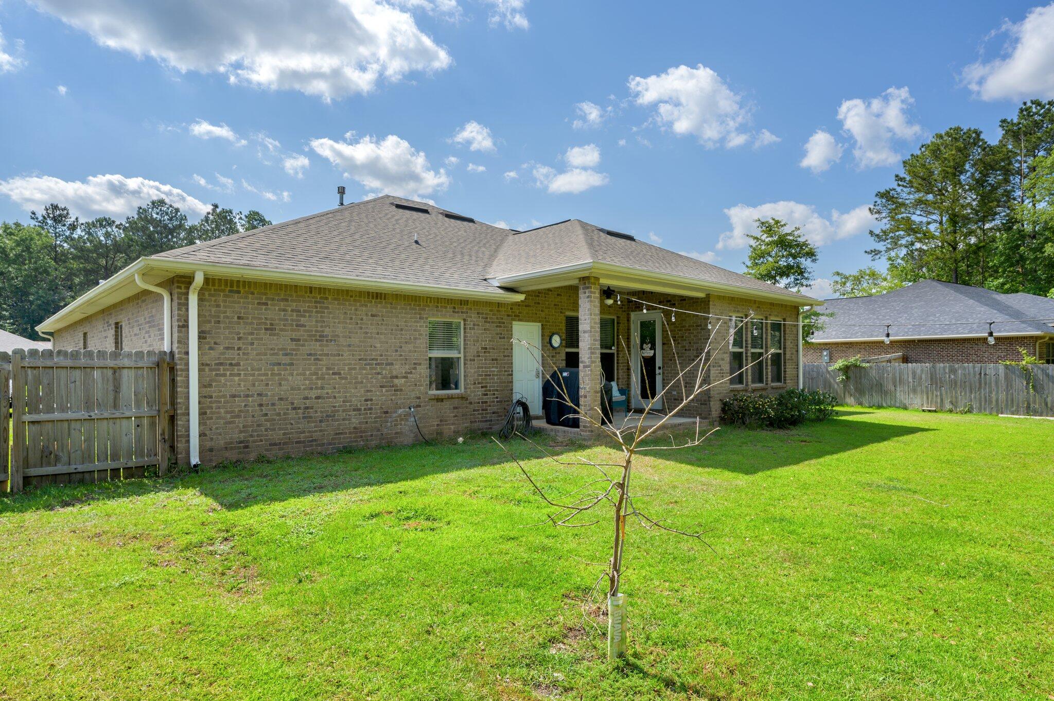 WINDMEADOWS - Residential