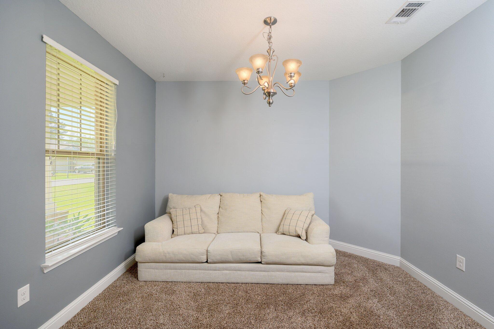WINDMEADOWS - Residential