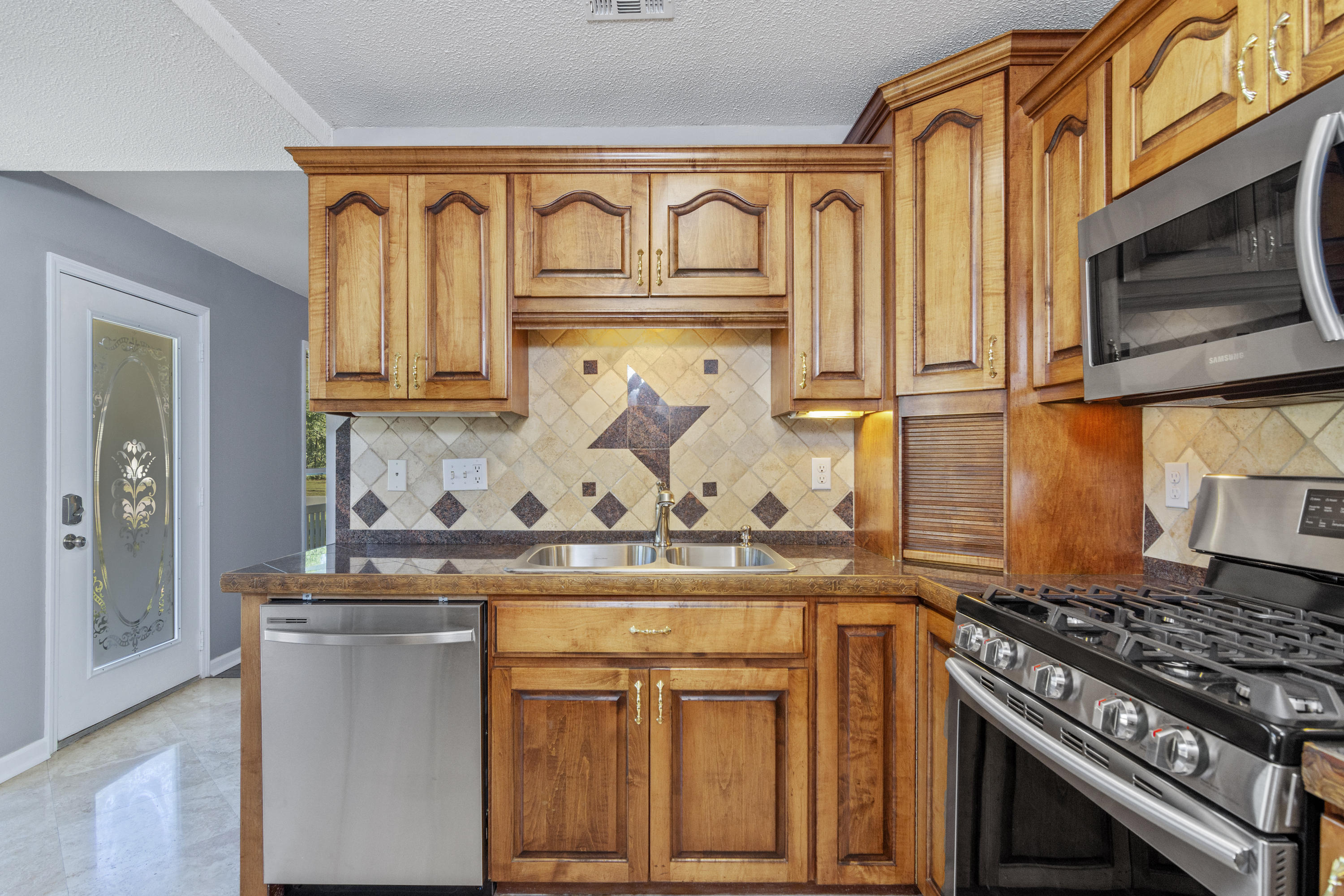 SHOAL WOOD ESTATES 1ST PH 1 - Residential