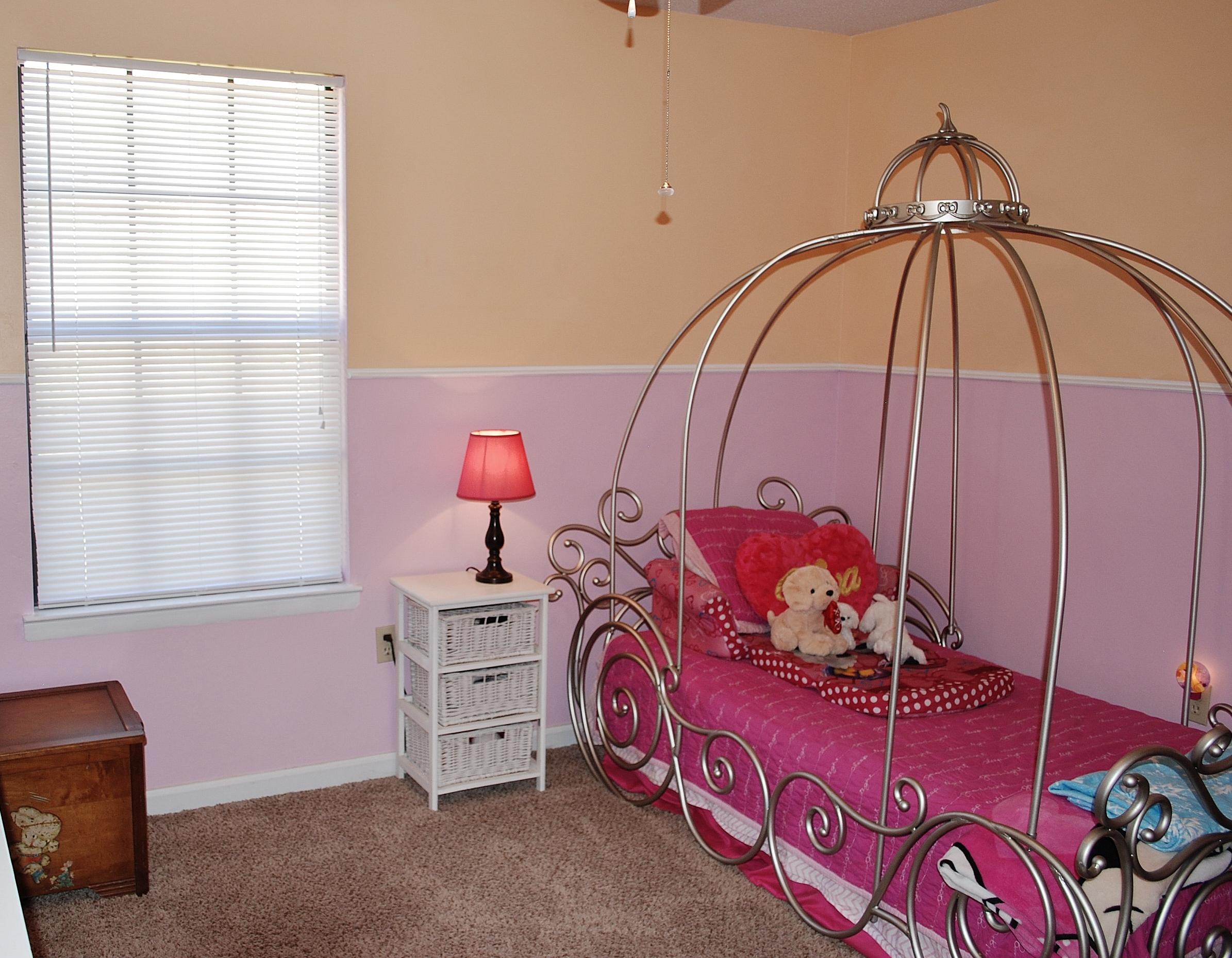 MCLAUGHLIN & HARRIS - Residential