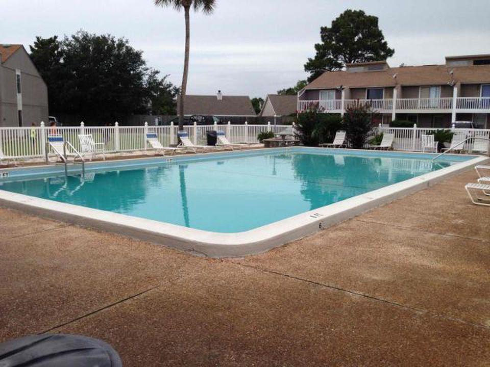 DESTIN RACQUET CLUB T/H - Residential