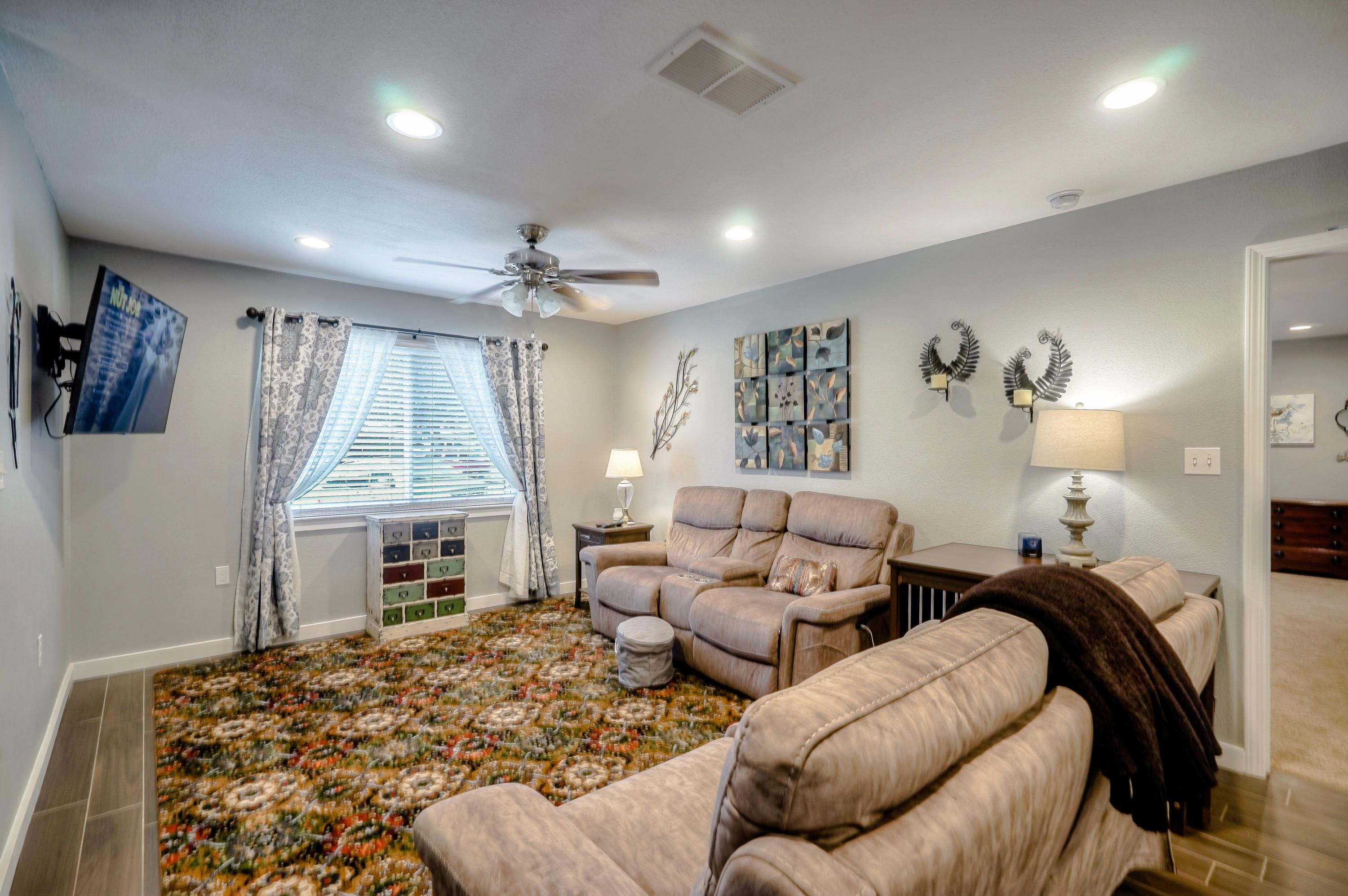 PALM ESTATES UNIT 1 - Residential