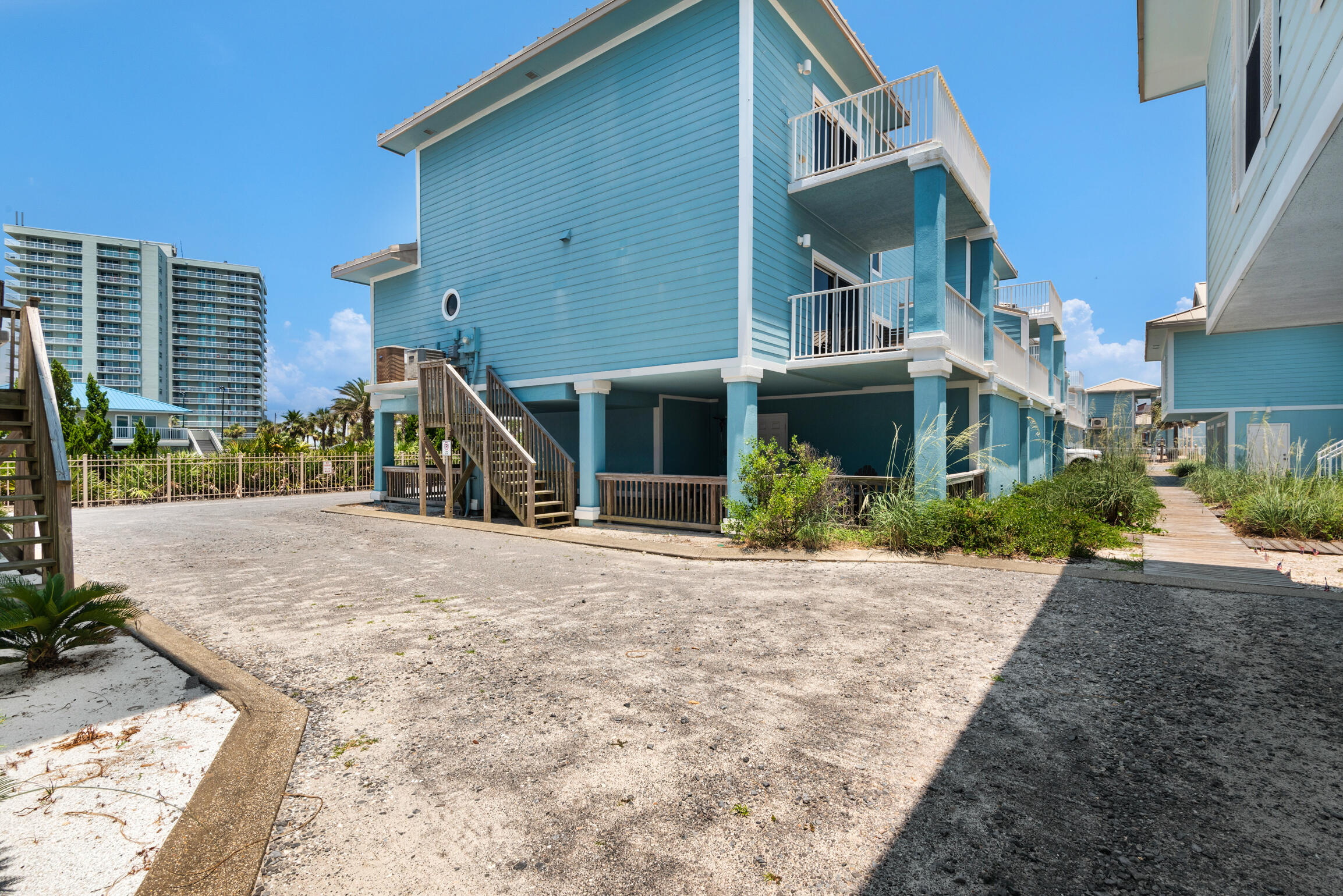 PORTSIDE Villas - Residential
