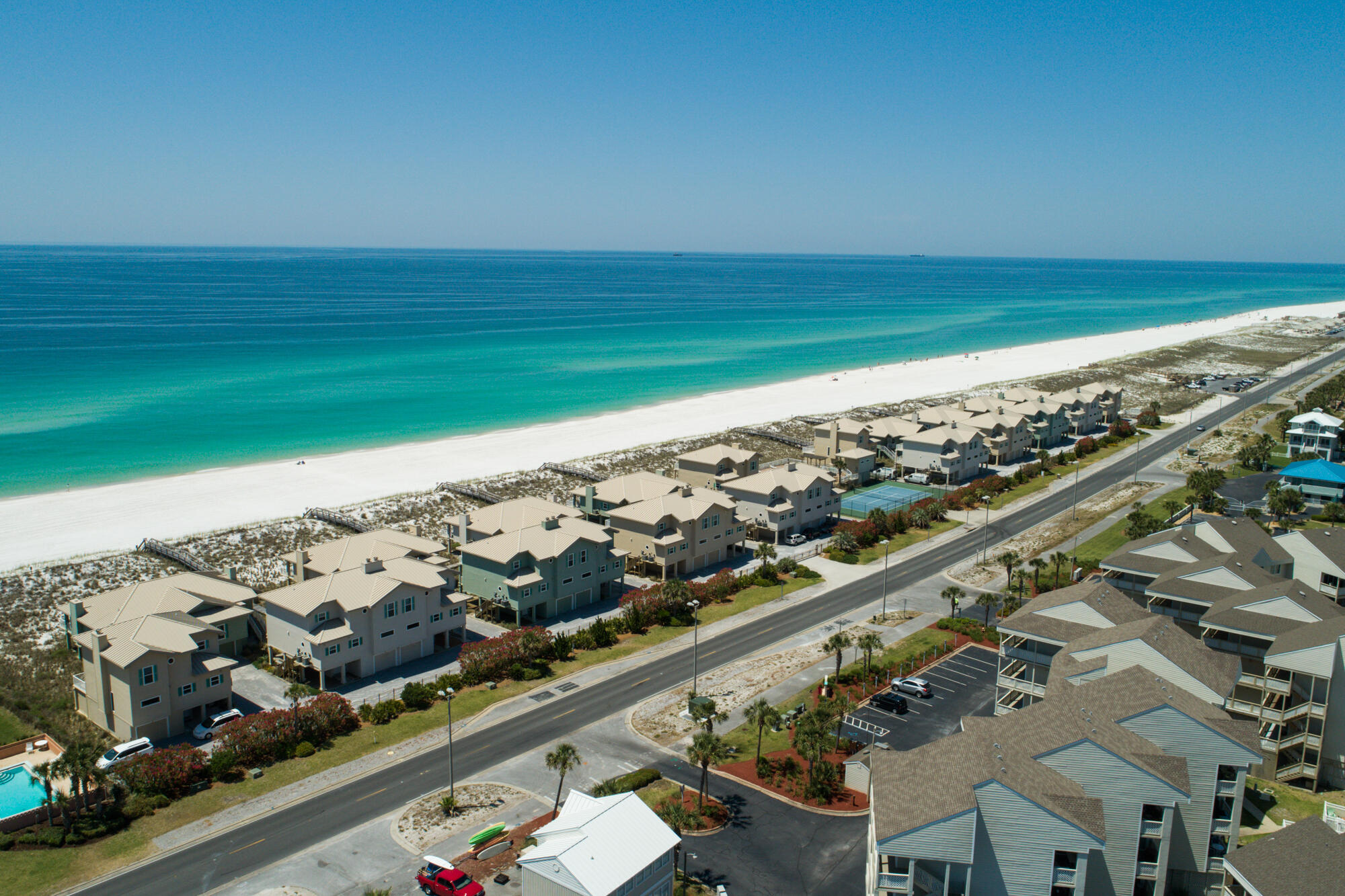 PORTSIDE Villas - Residential