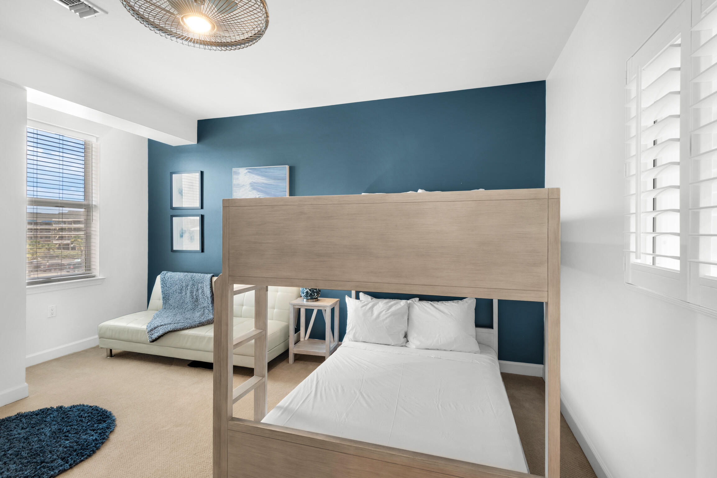 PORTSIDE Villas - Residential