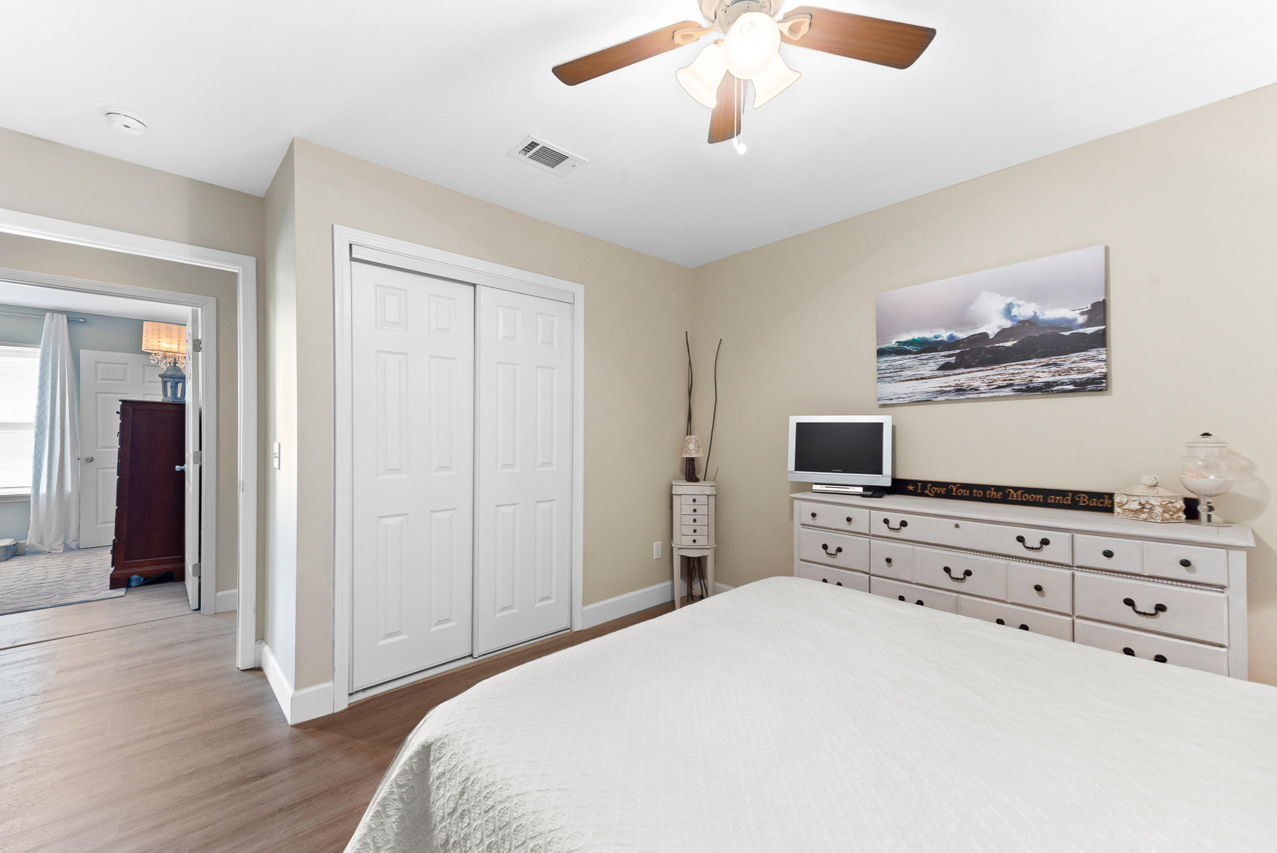 TOWN OF SANTA ROSA - Residential