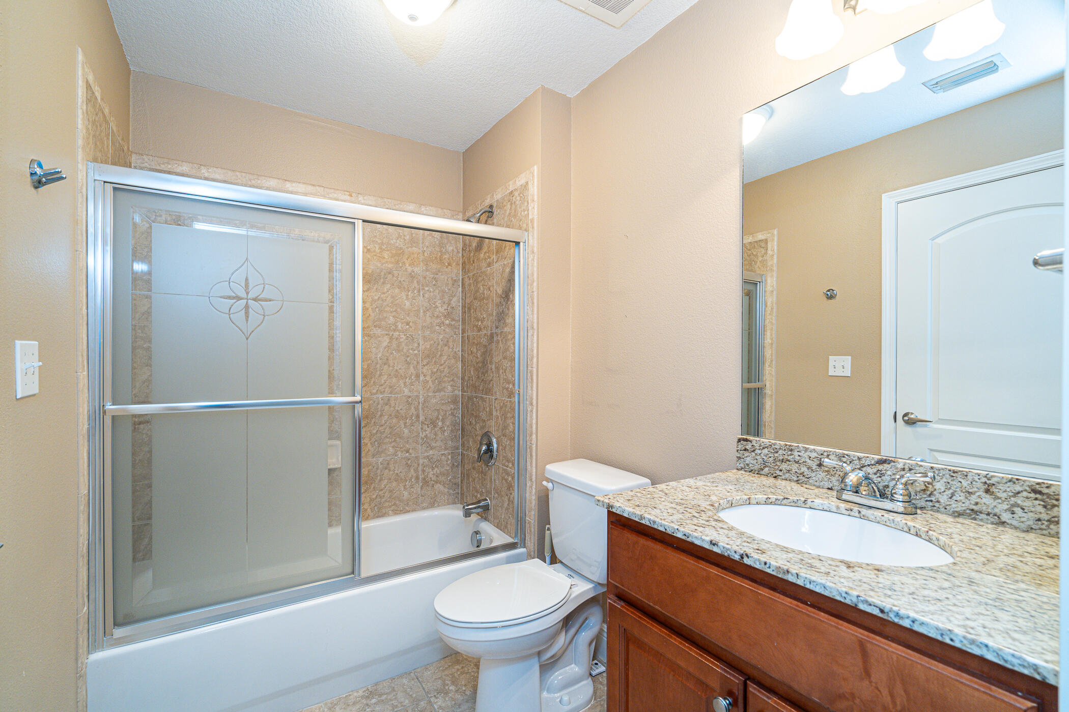 PRESIDIO YACHT CLUB - Residential