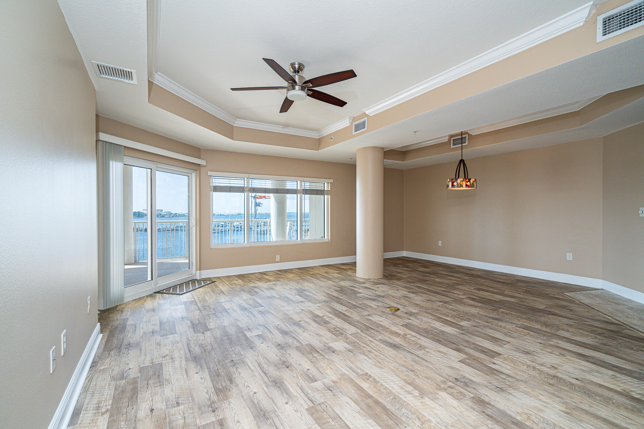 PRESIDIO YACHT CLUB - Residential