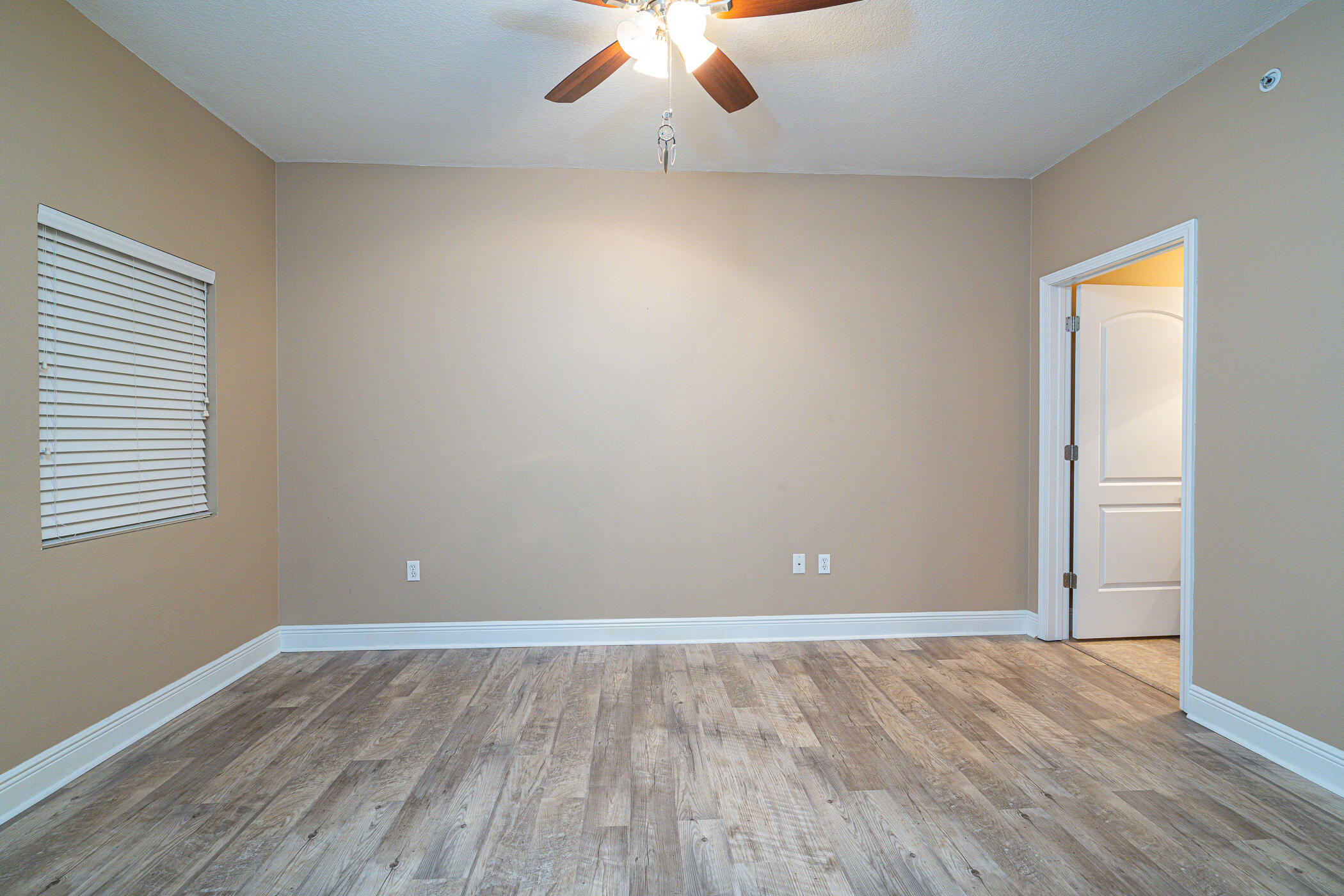 PRESIDIO YACHT CLUB - Residential