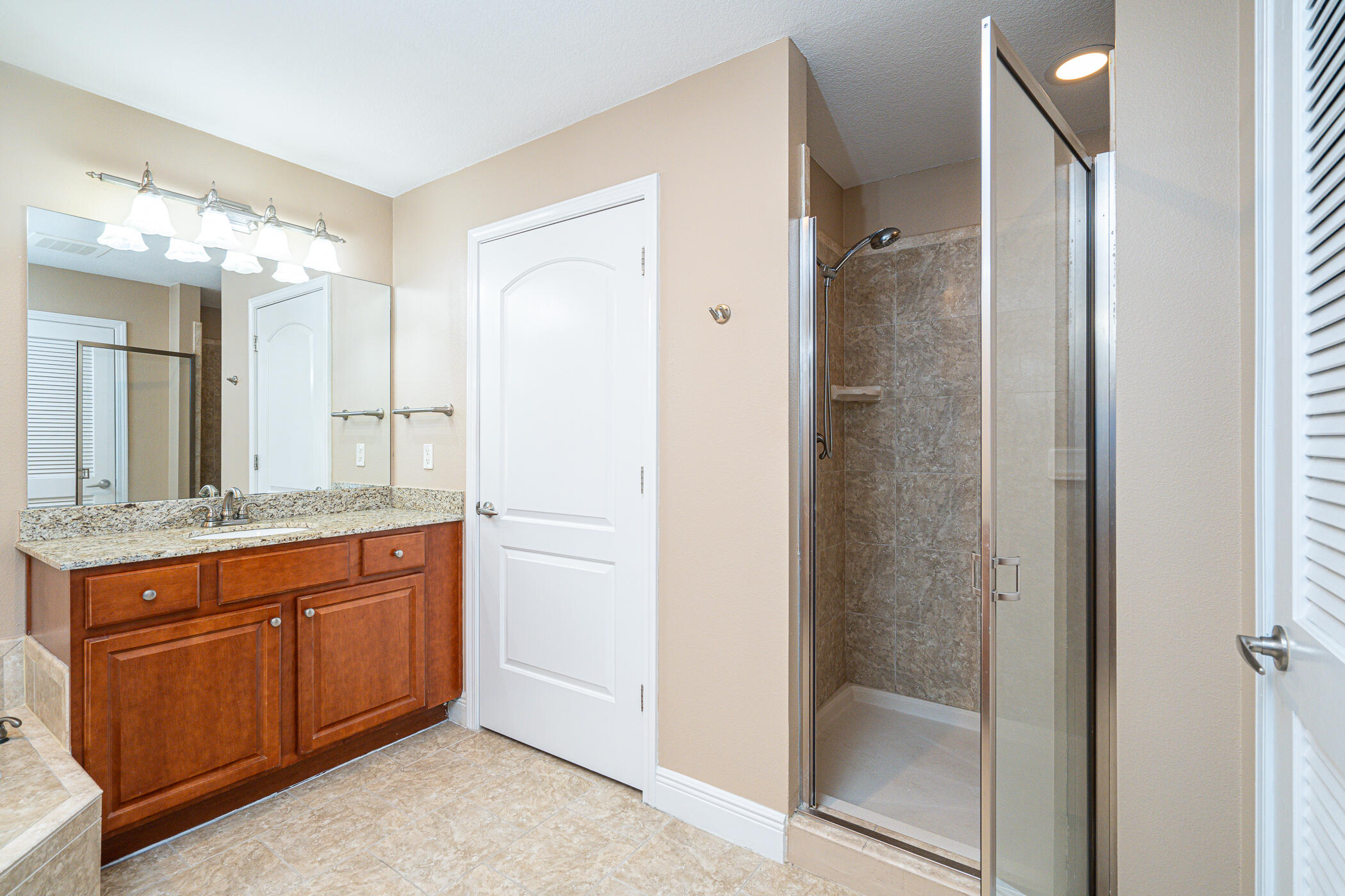 PRESIDIO YACHT CLUB - Residential