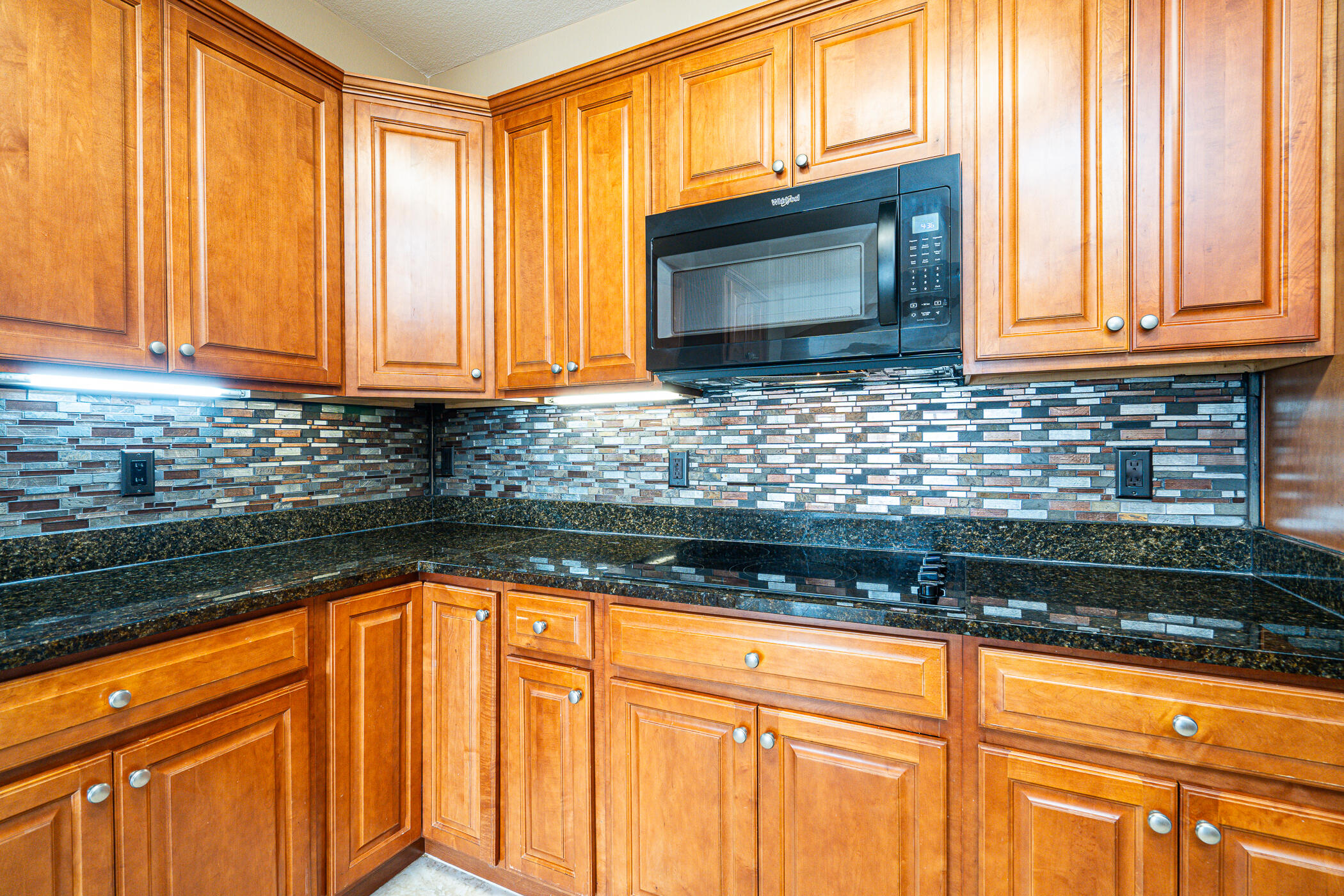 PRESIDIO YACHT CLUB - Residential