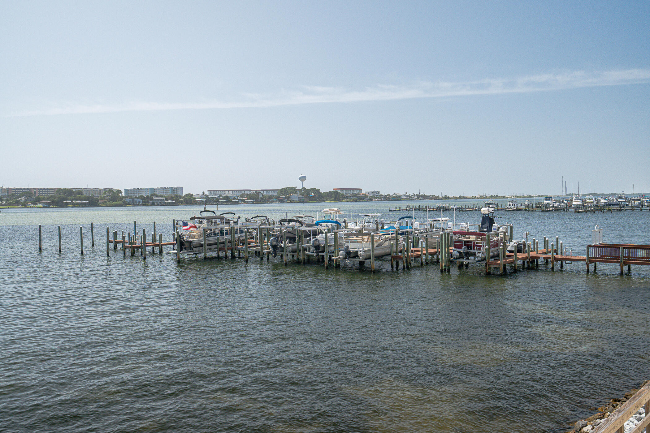 PRESIDIO YACHT CLUB - Residential