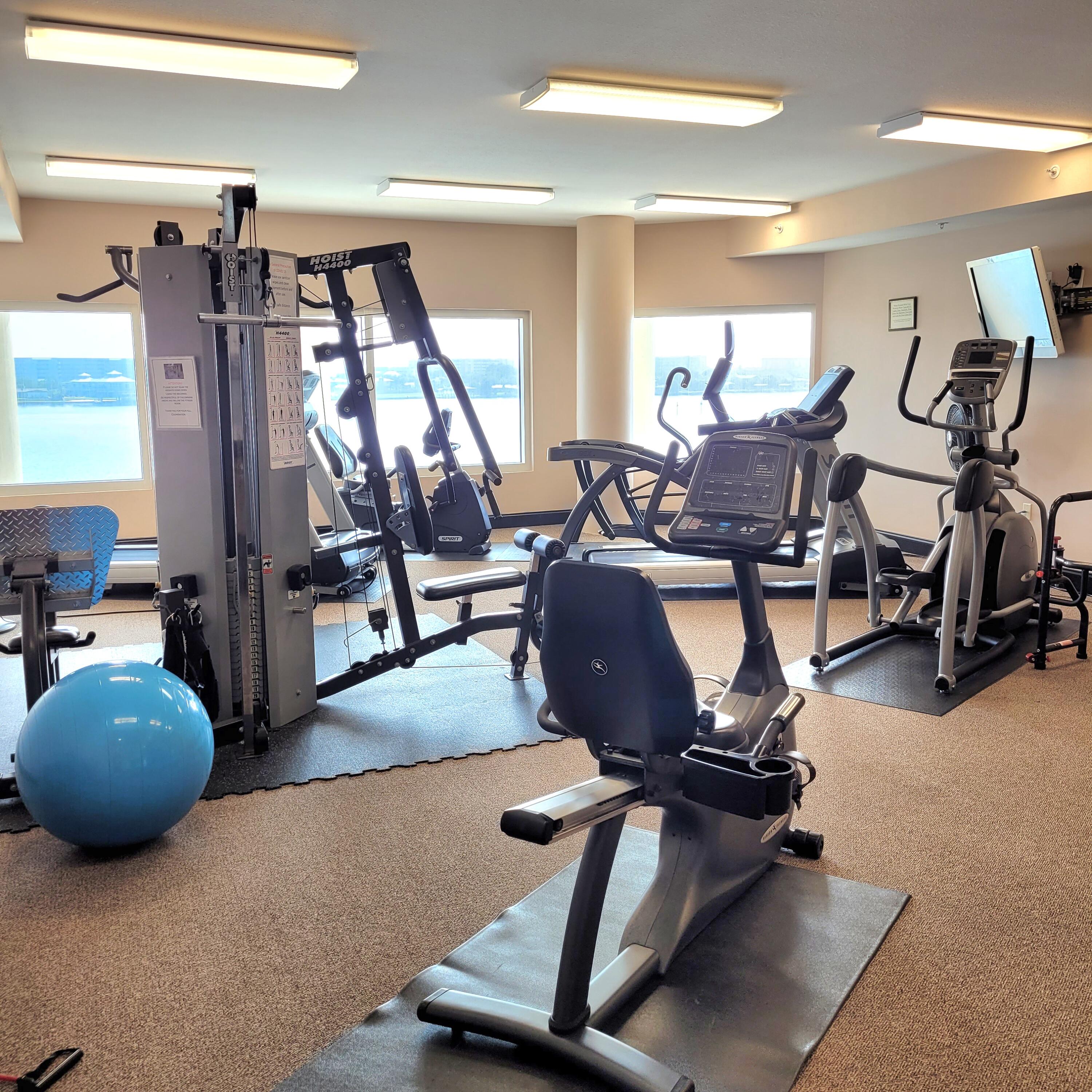 PRESIDIO YACHT CLUB - Residential