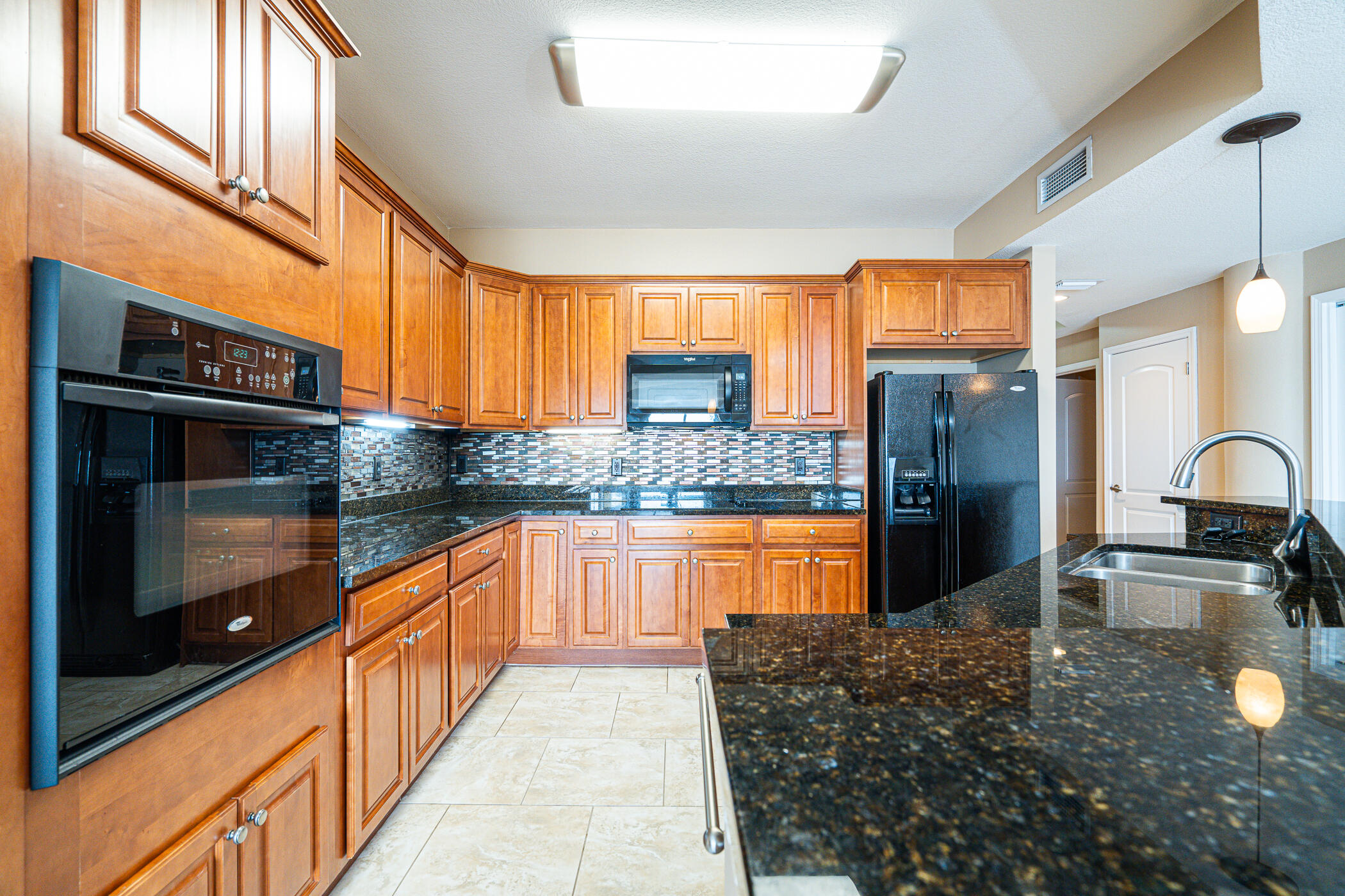 PRESIDIO YACHT CLUB - Residential