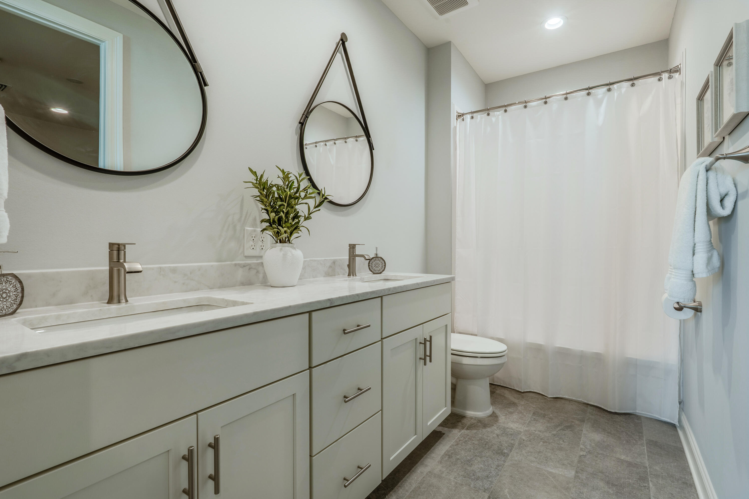 SANTA ROSA RIDGE UNIT 2 - Residential