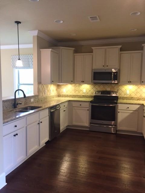 Mussett Bayou Manor - Residential