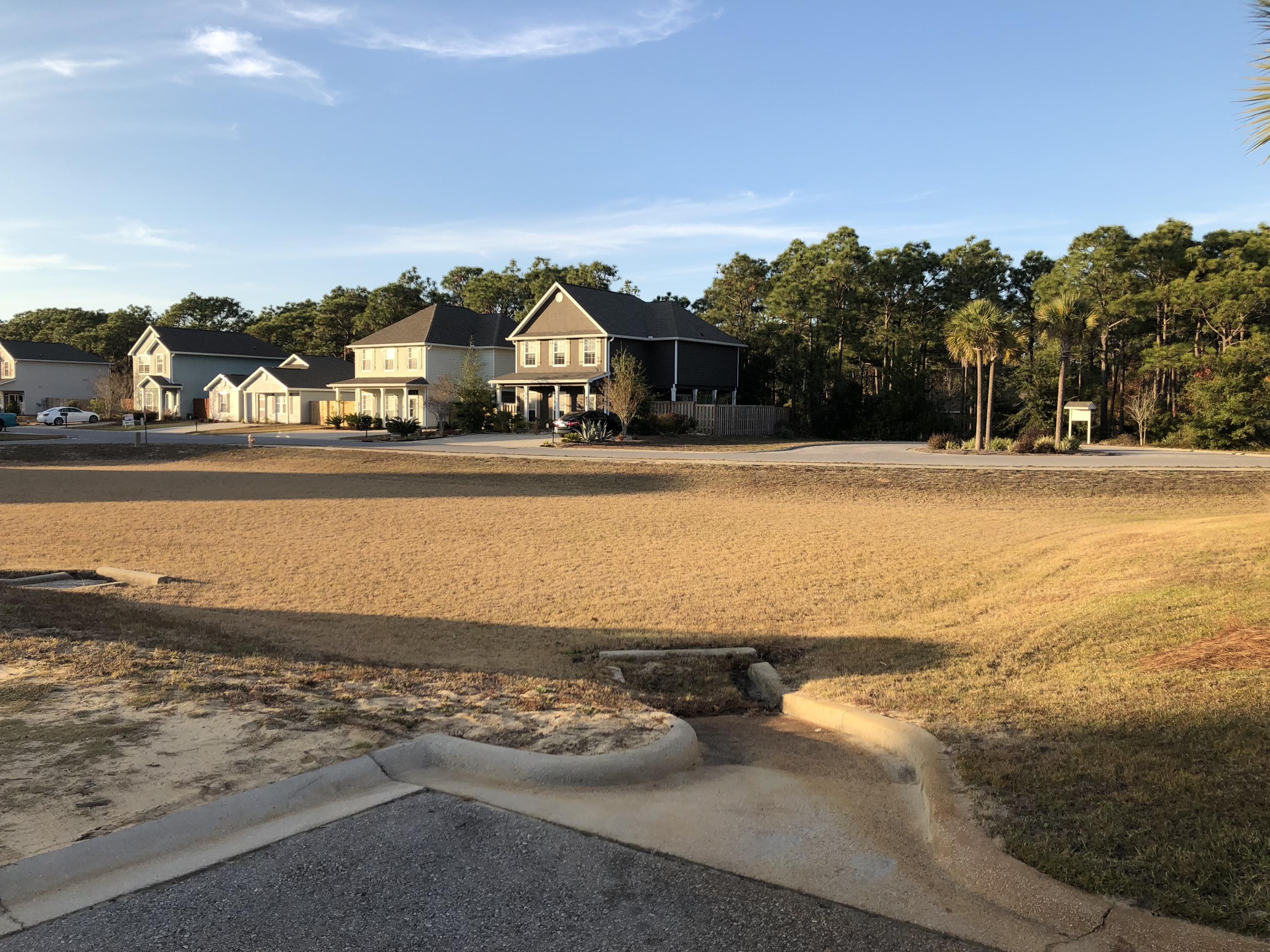 WATER OAKS T/H - Residential