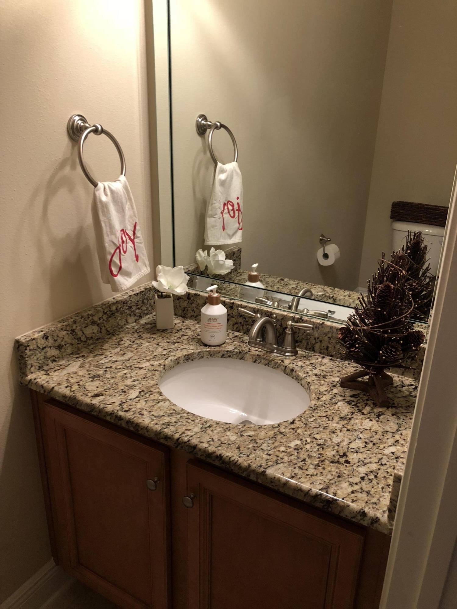 WATER OAKS T/H - Residential