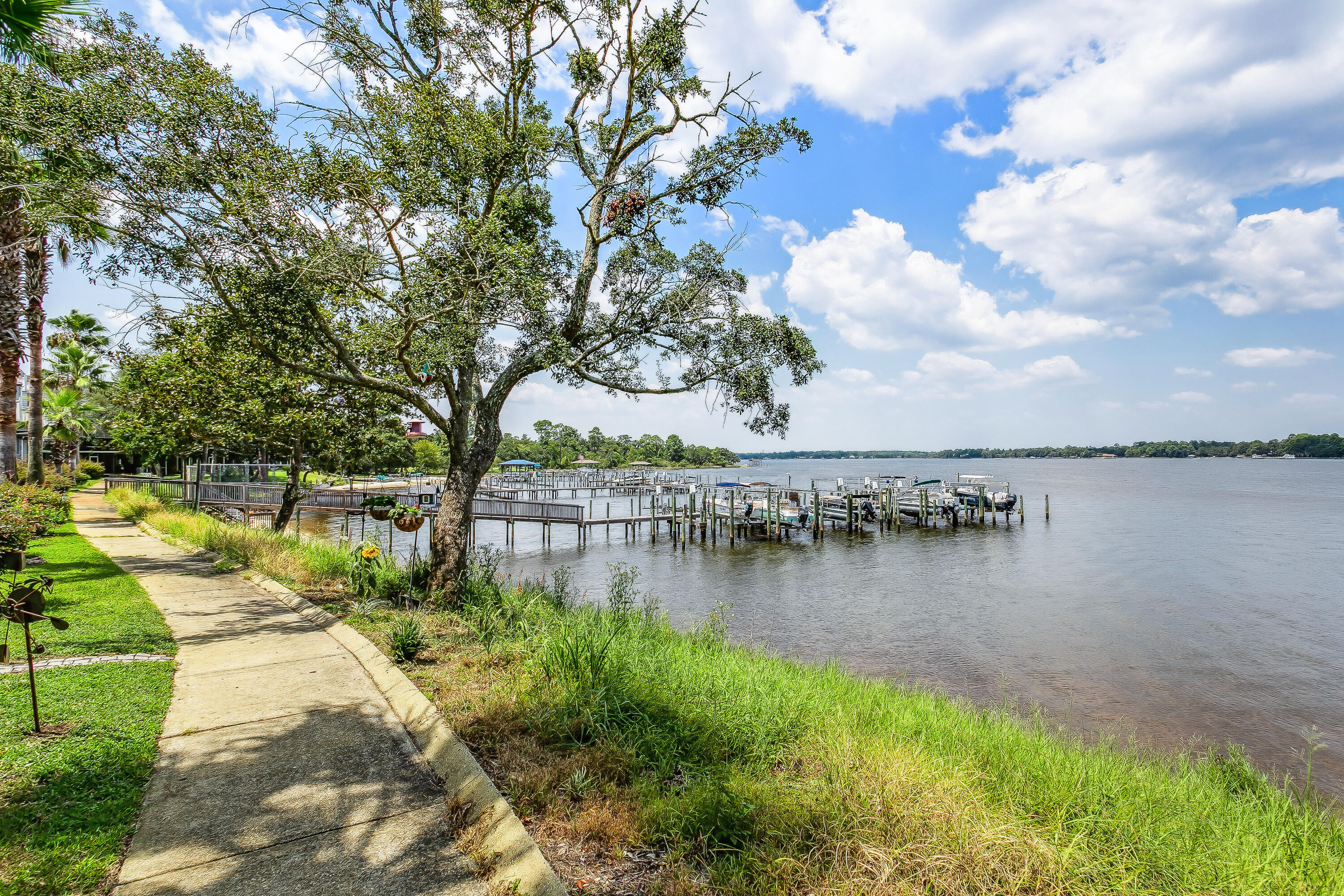 HIDDEN BAY VILLAGE PH 2 - Residential