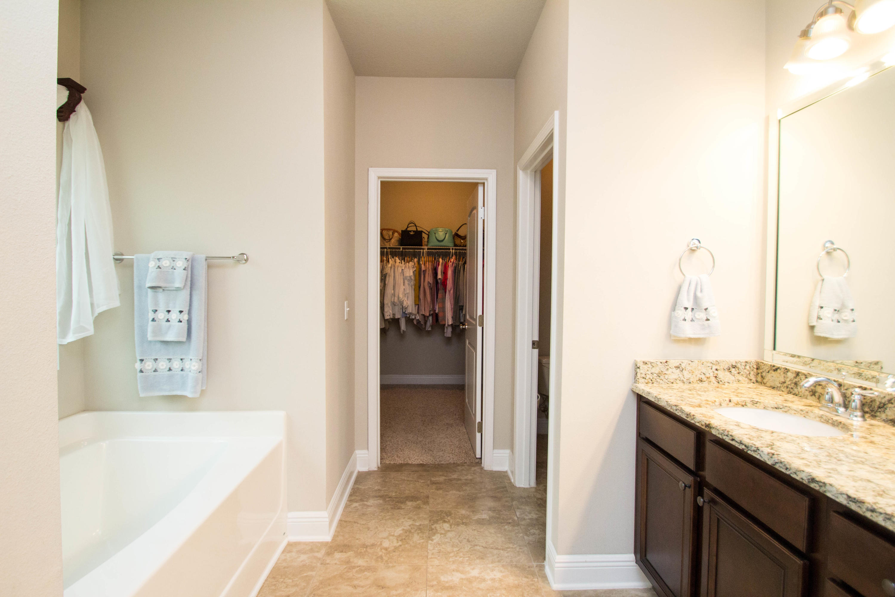 HAMMOCK BAY - Residential