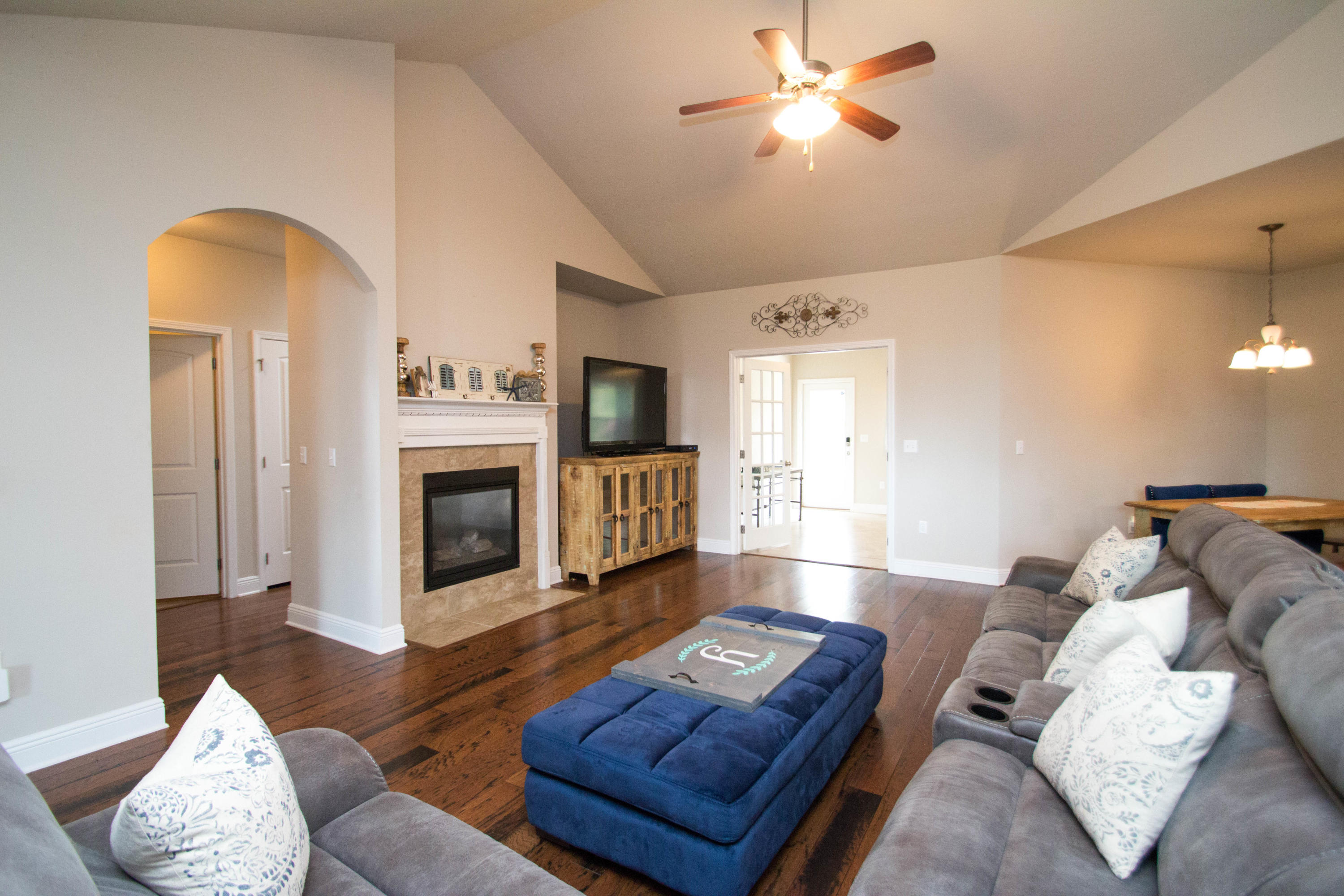 HAMMOCK BAY - Residential