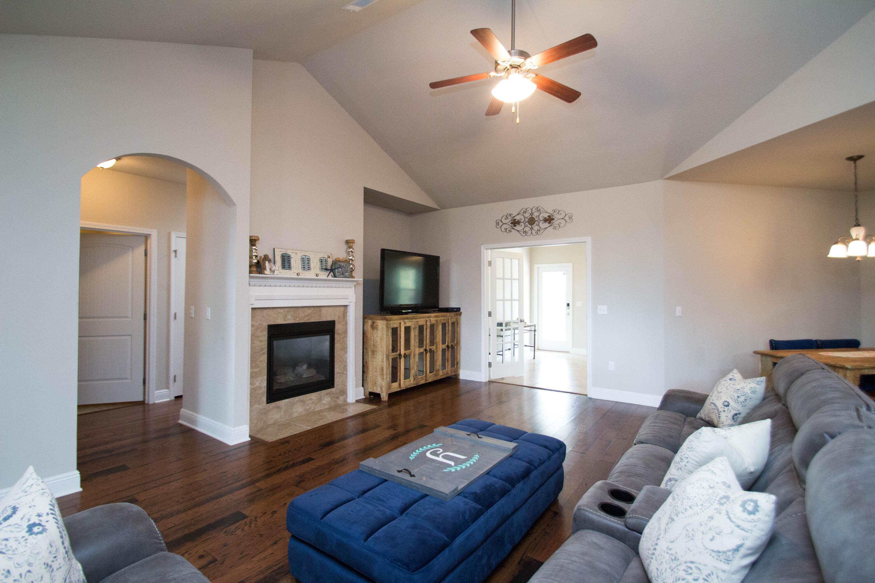 HAMMOCK BAY - Residential