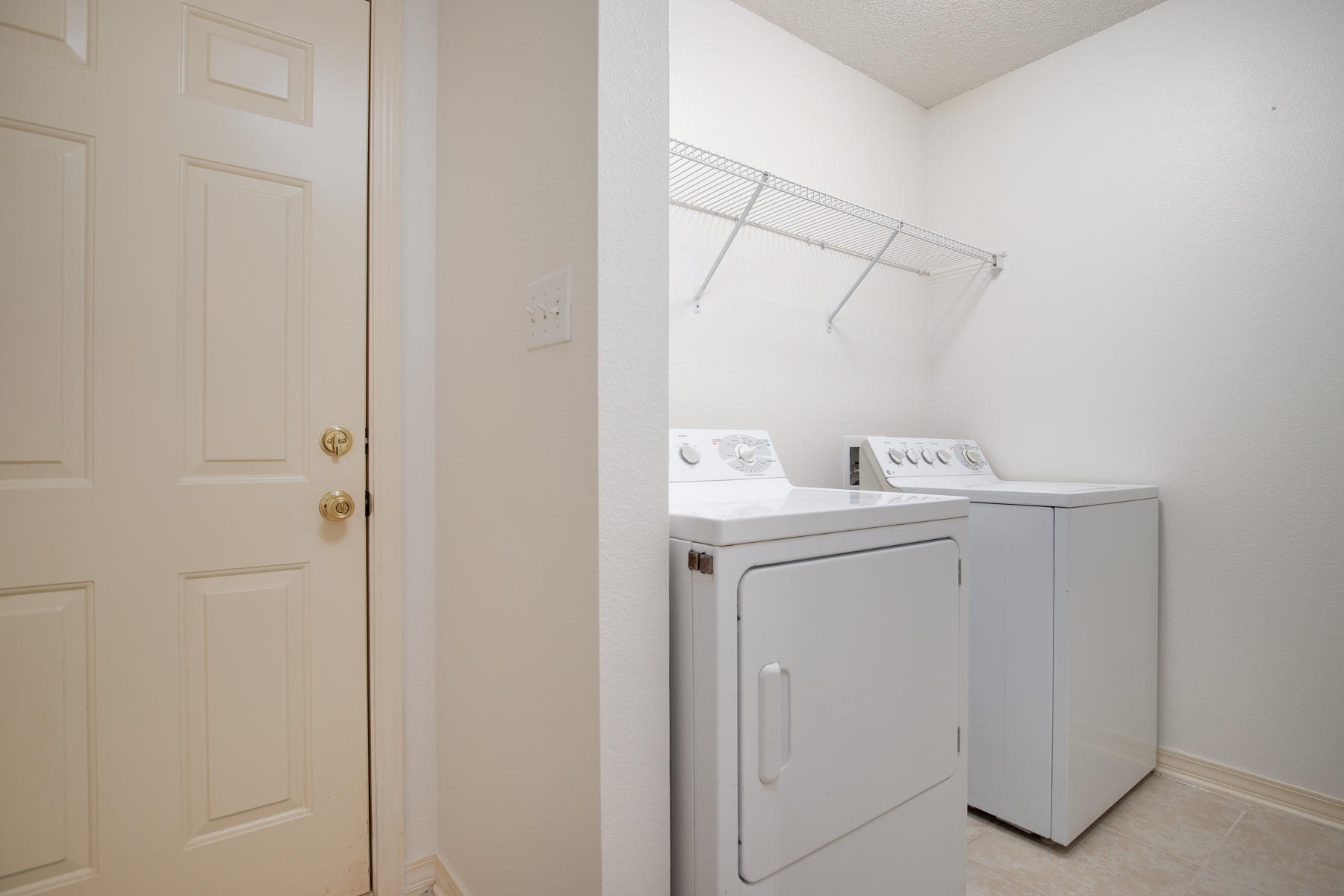 CREETWOODS - Residential