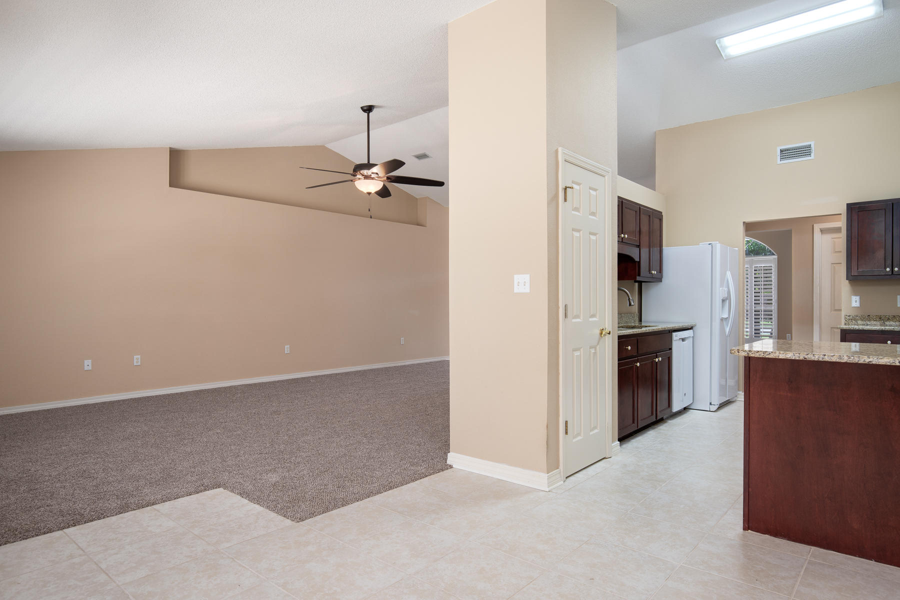 CREETWOODS - Residential