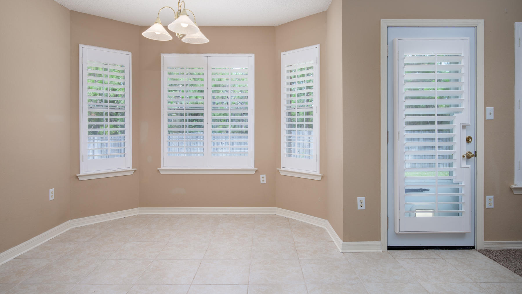 CREETWOODS - Residential