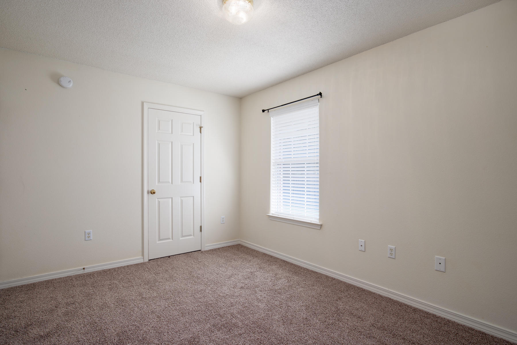 CREETWOODS - Residential