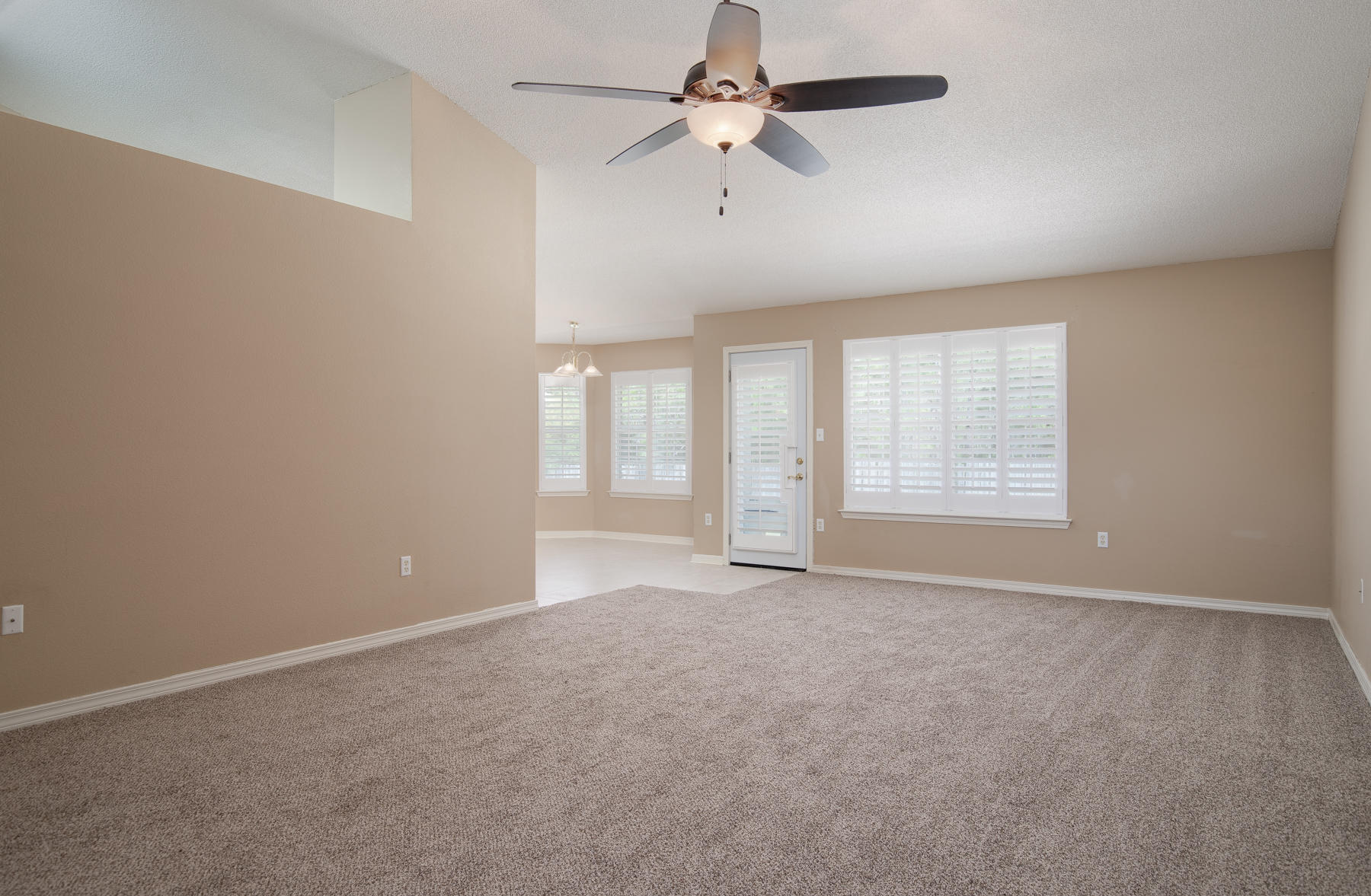 CREETWOODS - Residential