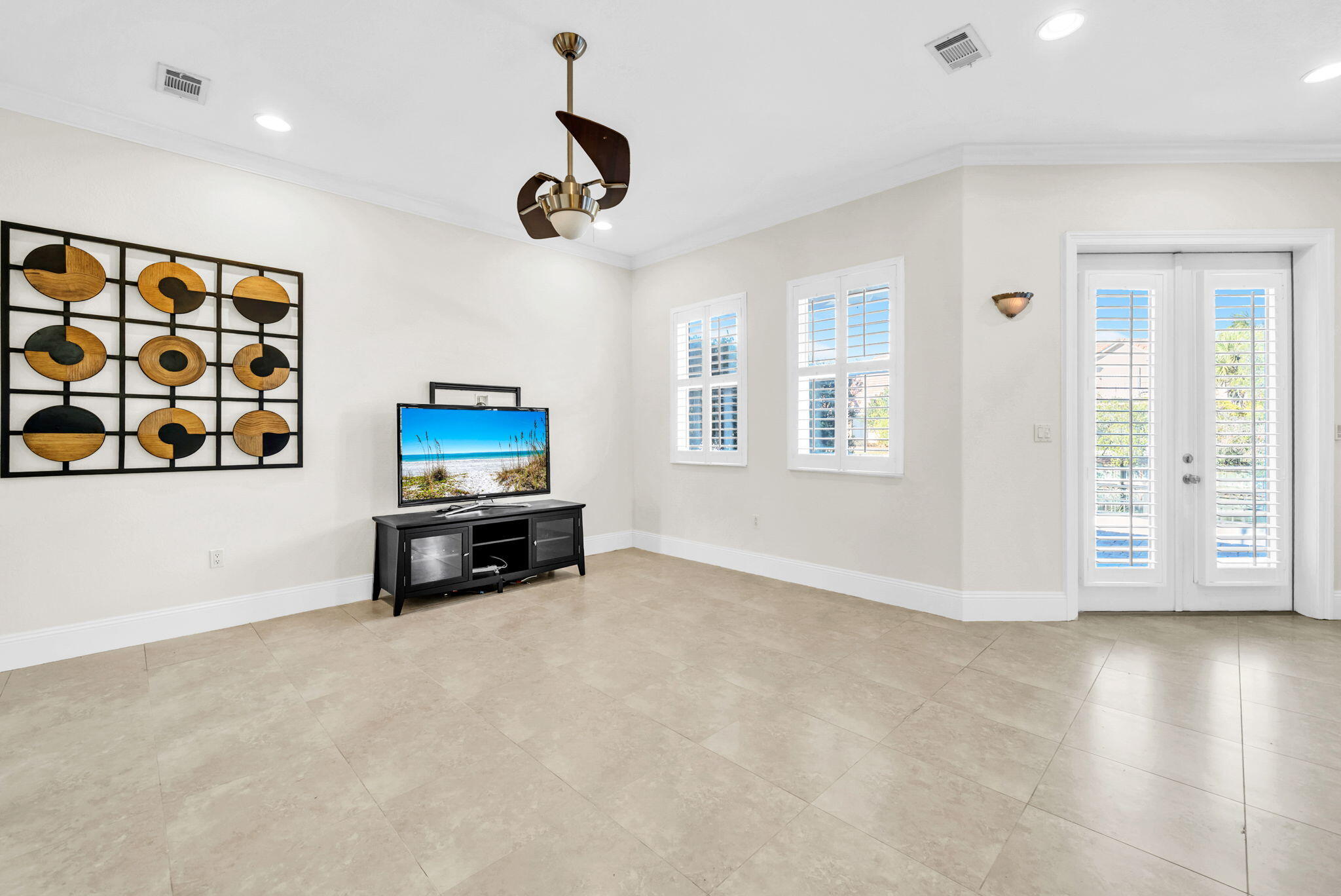 CALUSA BAY S/D - Residential