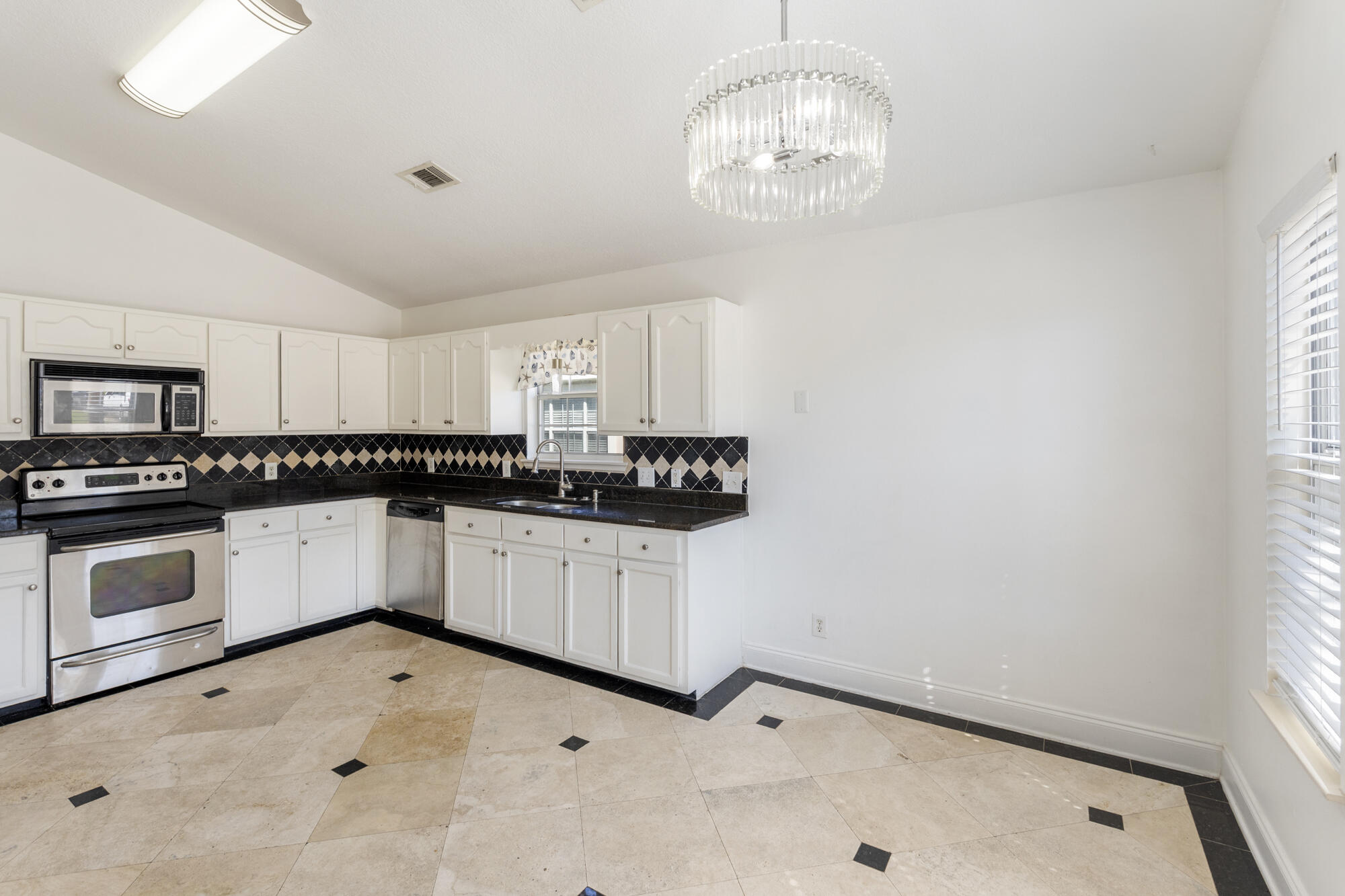 HIDDEN HARBOR ESTATES - Residential