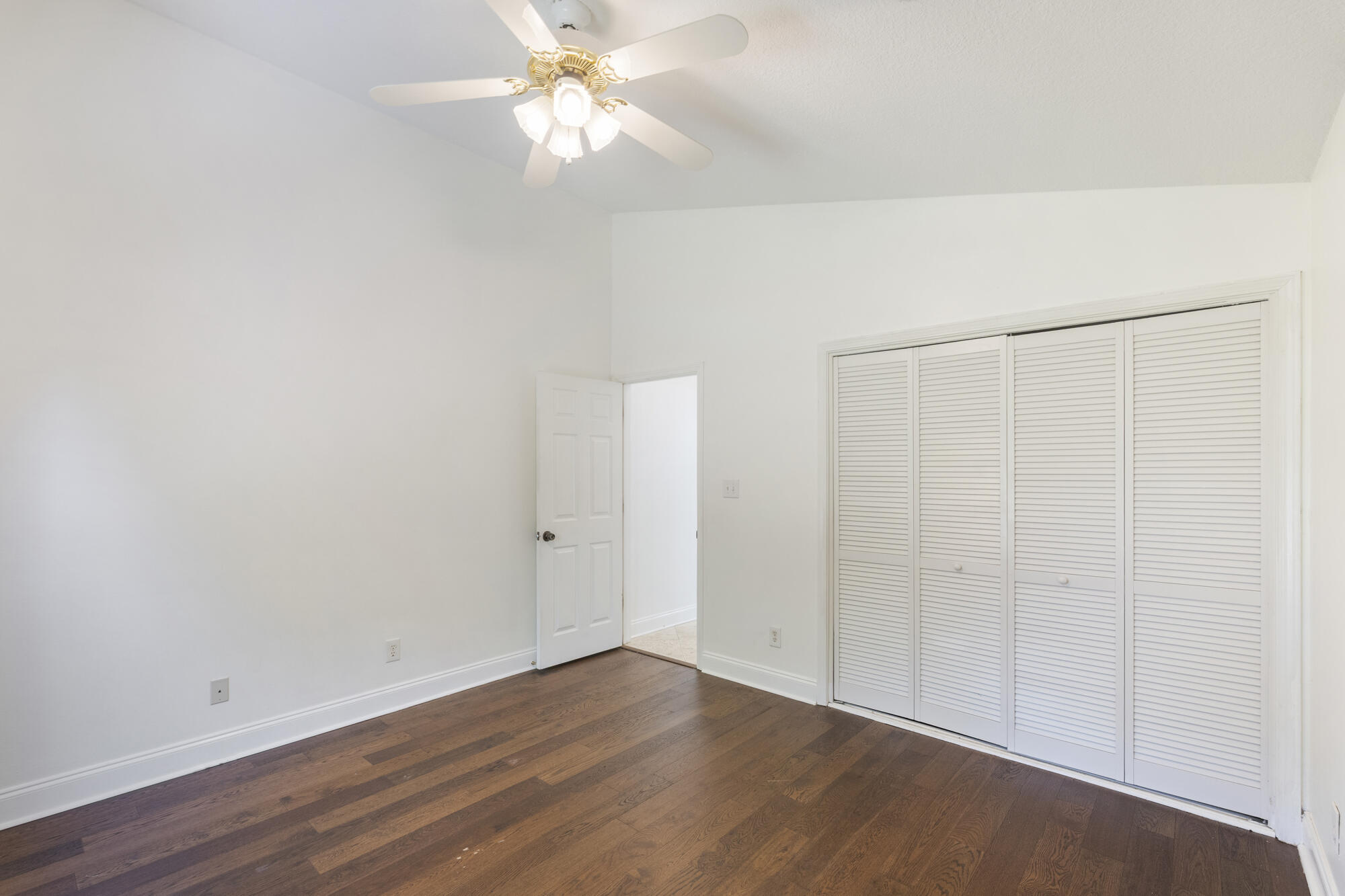 HIDDEN HARBOR ESTATES - Residential