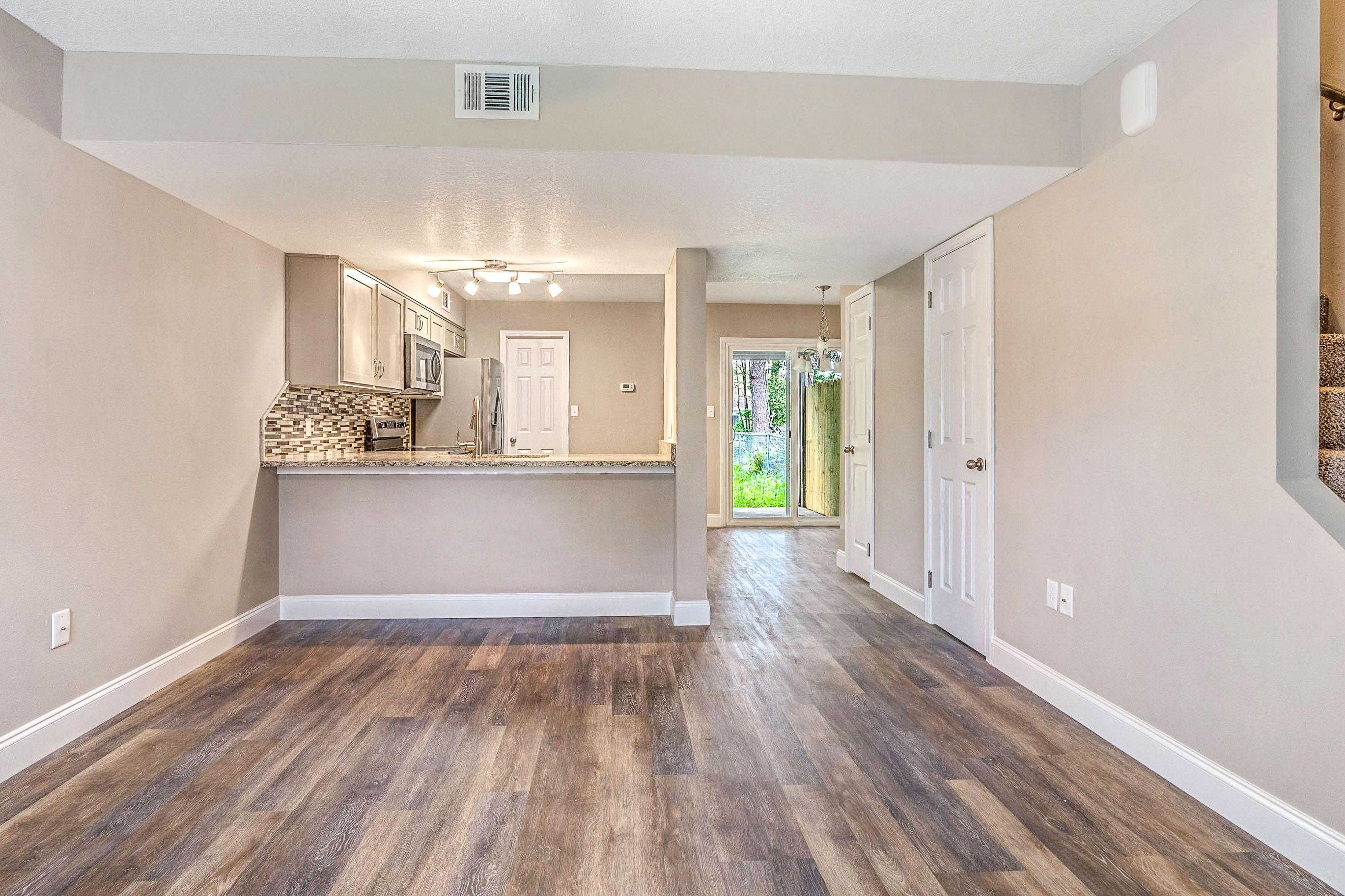 QUAIL MEADOWS - Residential