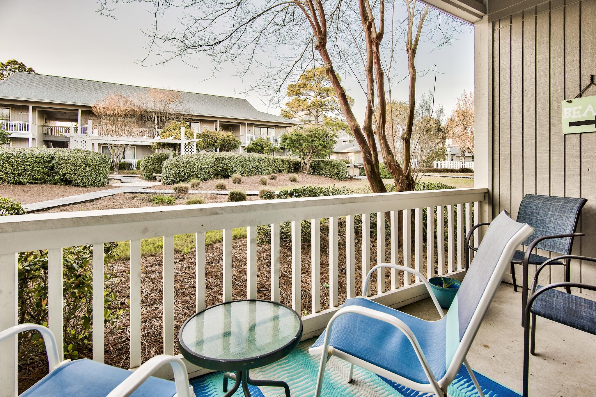 BEACHWOOD VILLAS CONDO - Residential