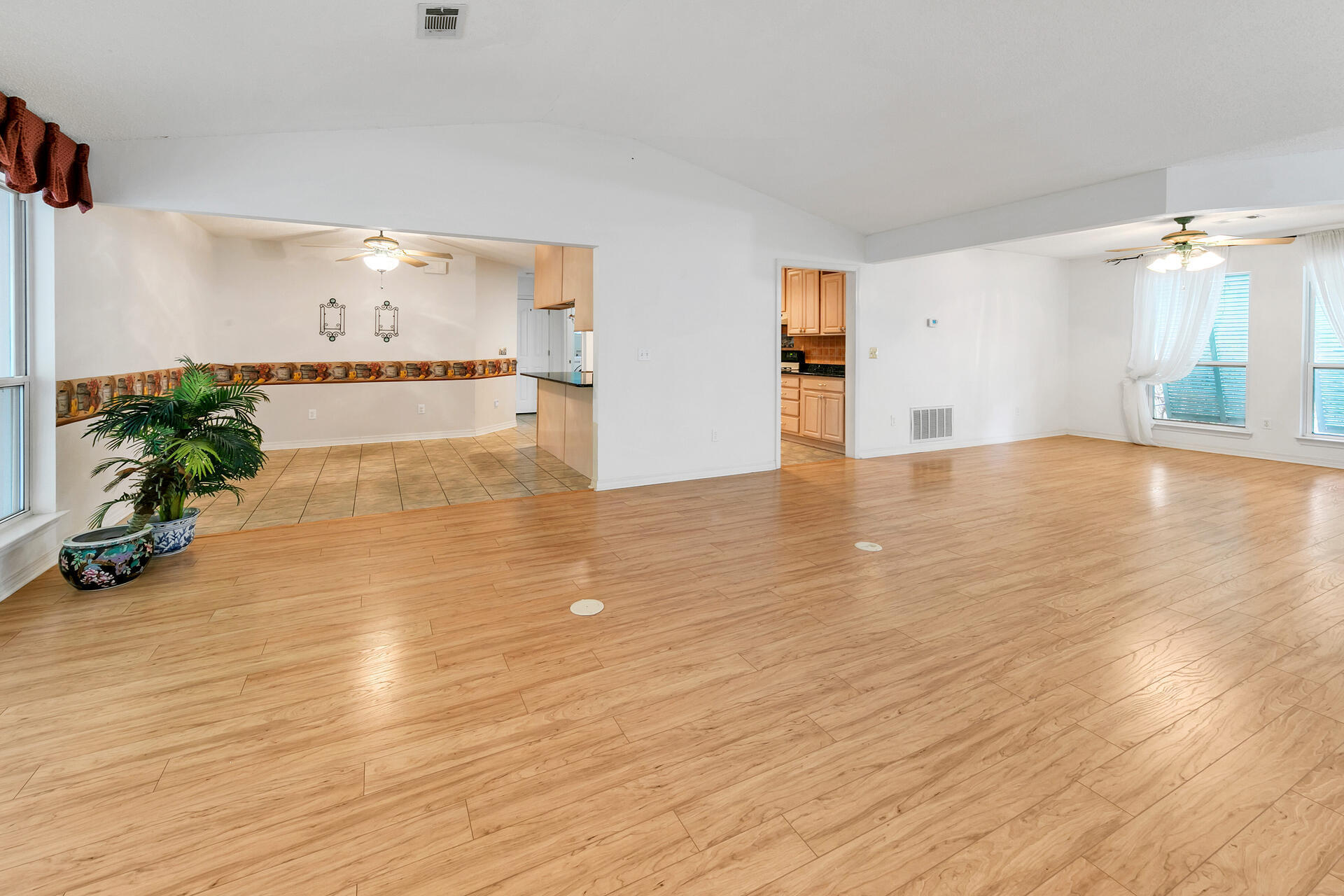 LONGWOOD PINES S/D - Residential