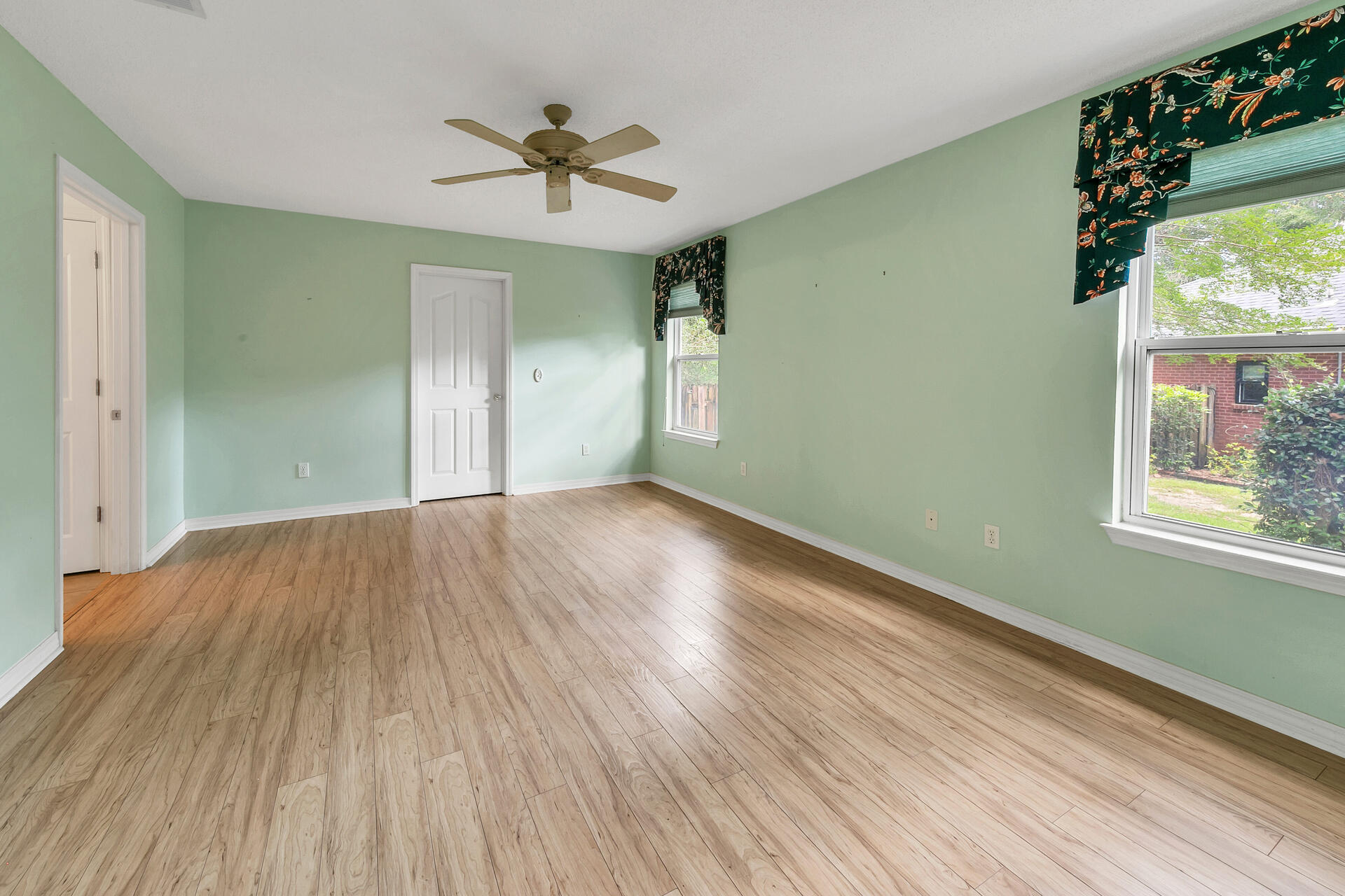 LONGWOOD PINES S/D - Residential