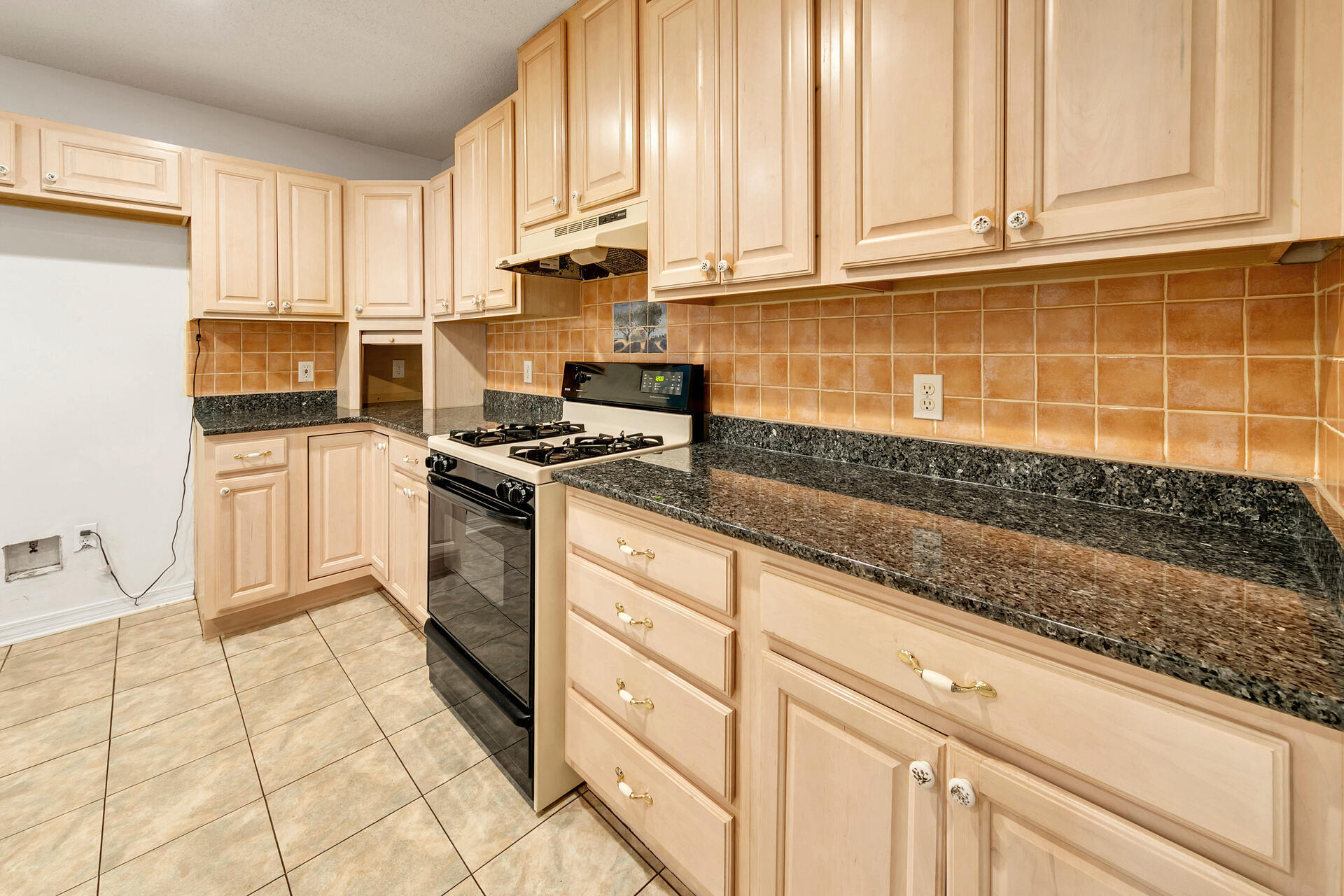 LONGWOOD PINES S/D - Residential