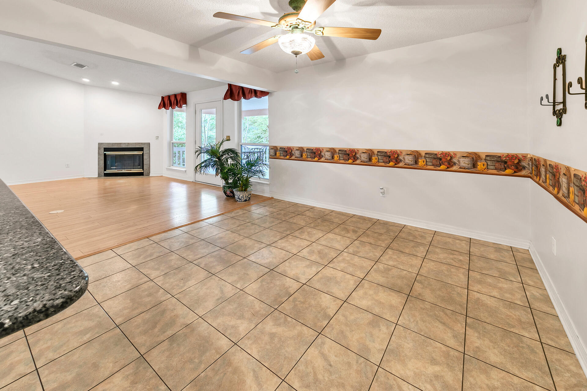 LONGWOOD PINES S/D - Residential