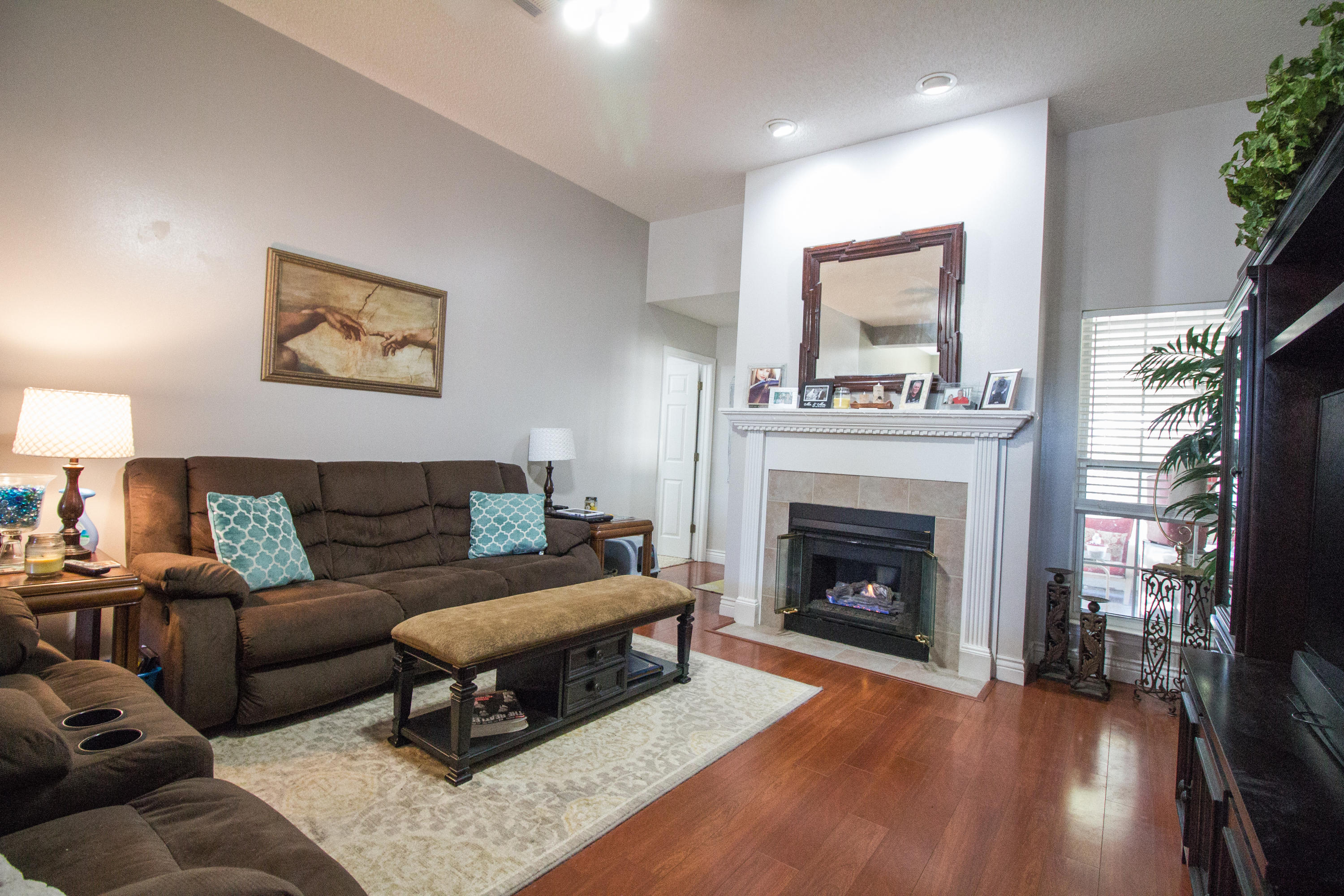 HUNTERS RUN S/D - Residential