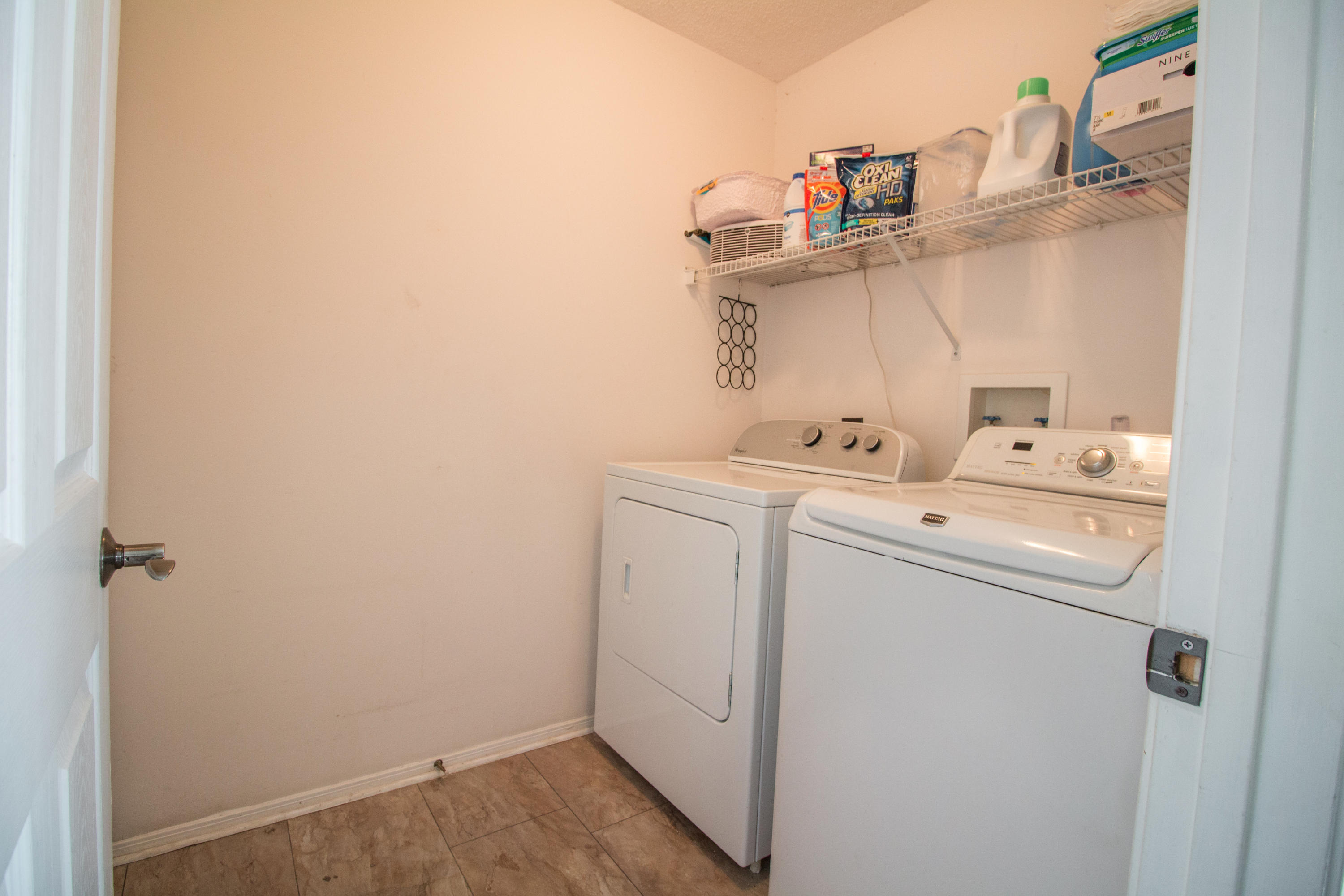 HUNTERS RUN S/D - Residential