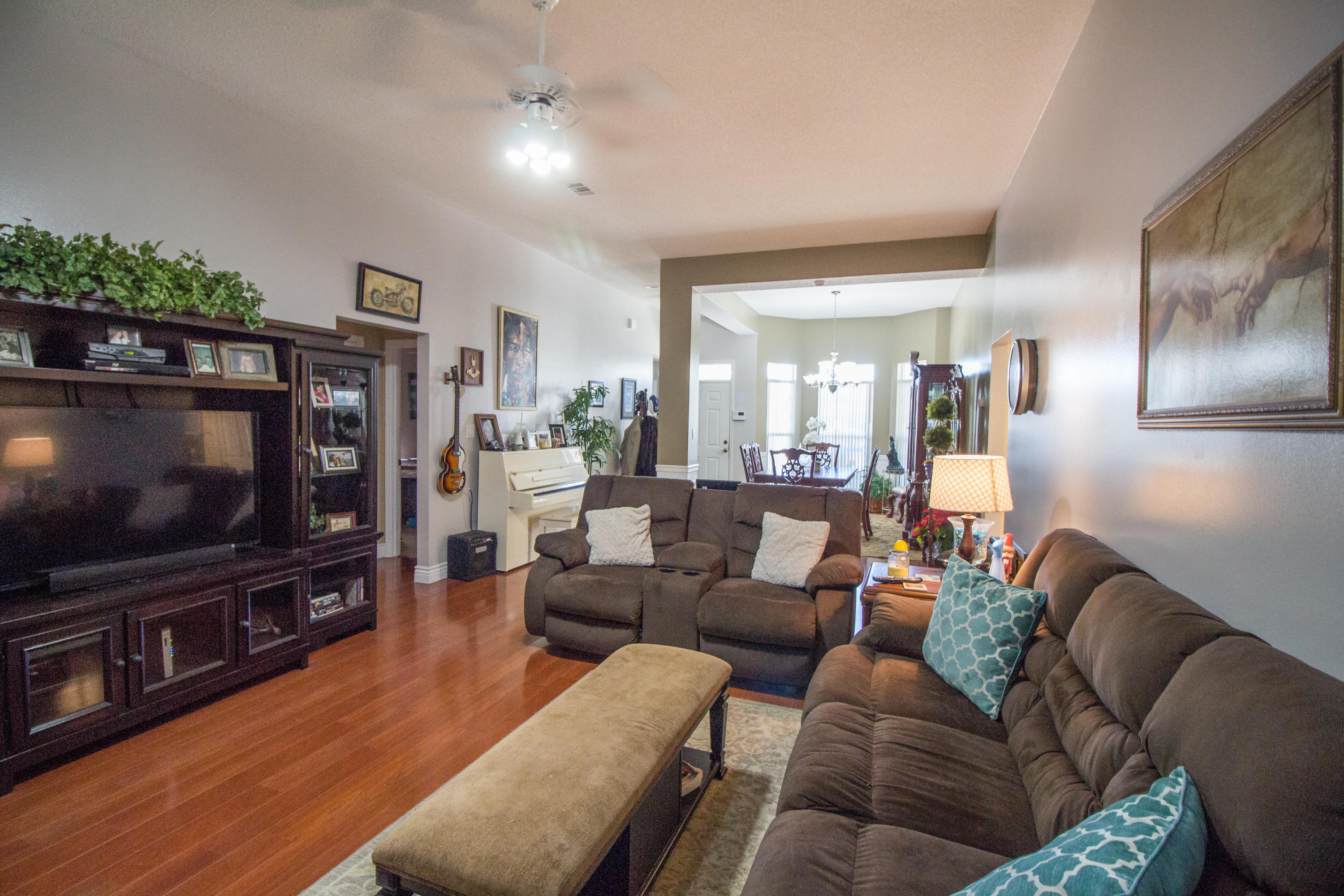 HUNTERS RUN S/D - Residential