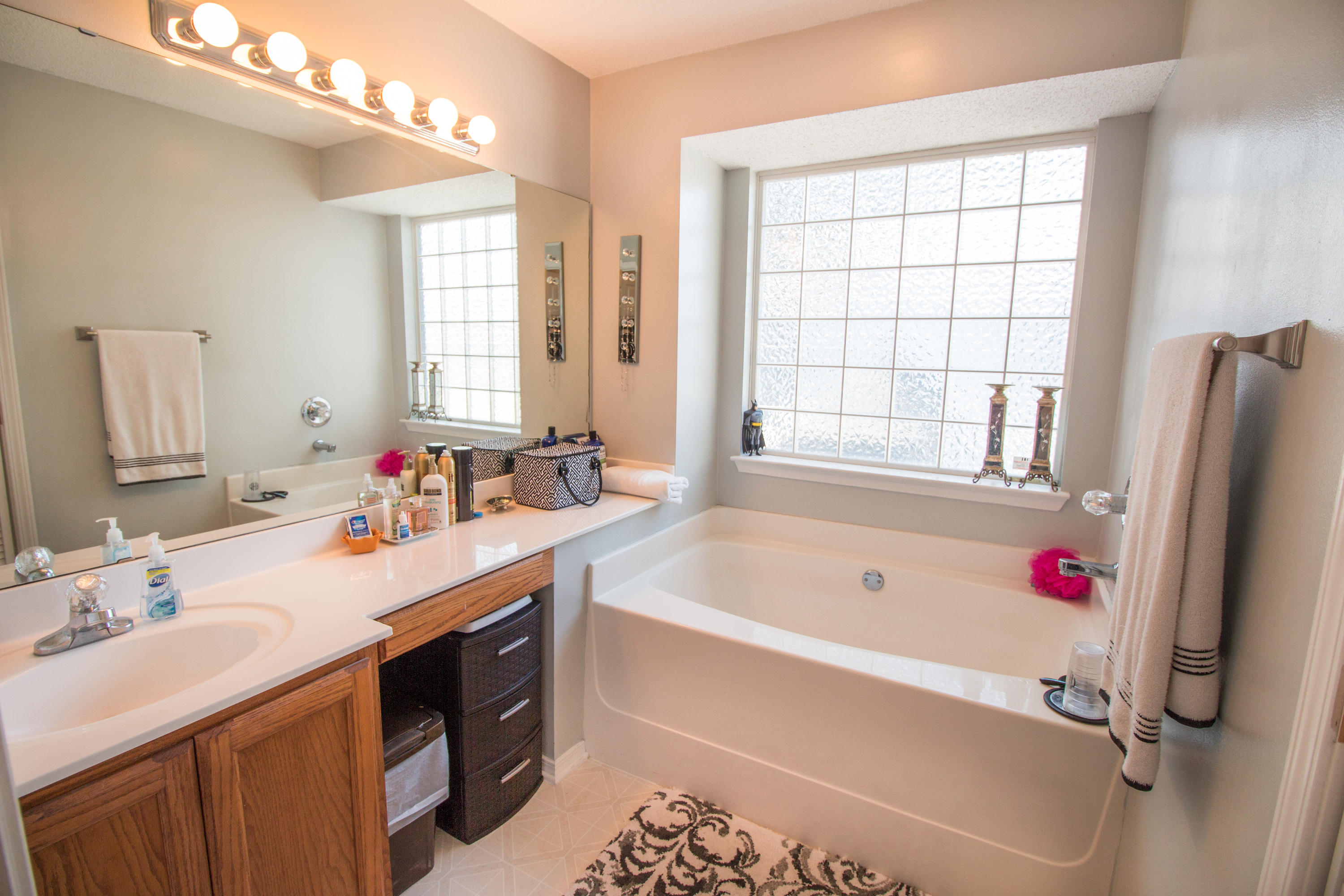 HUNTERS RUN S/D - Residential