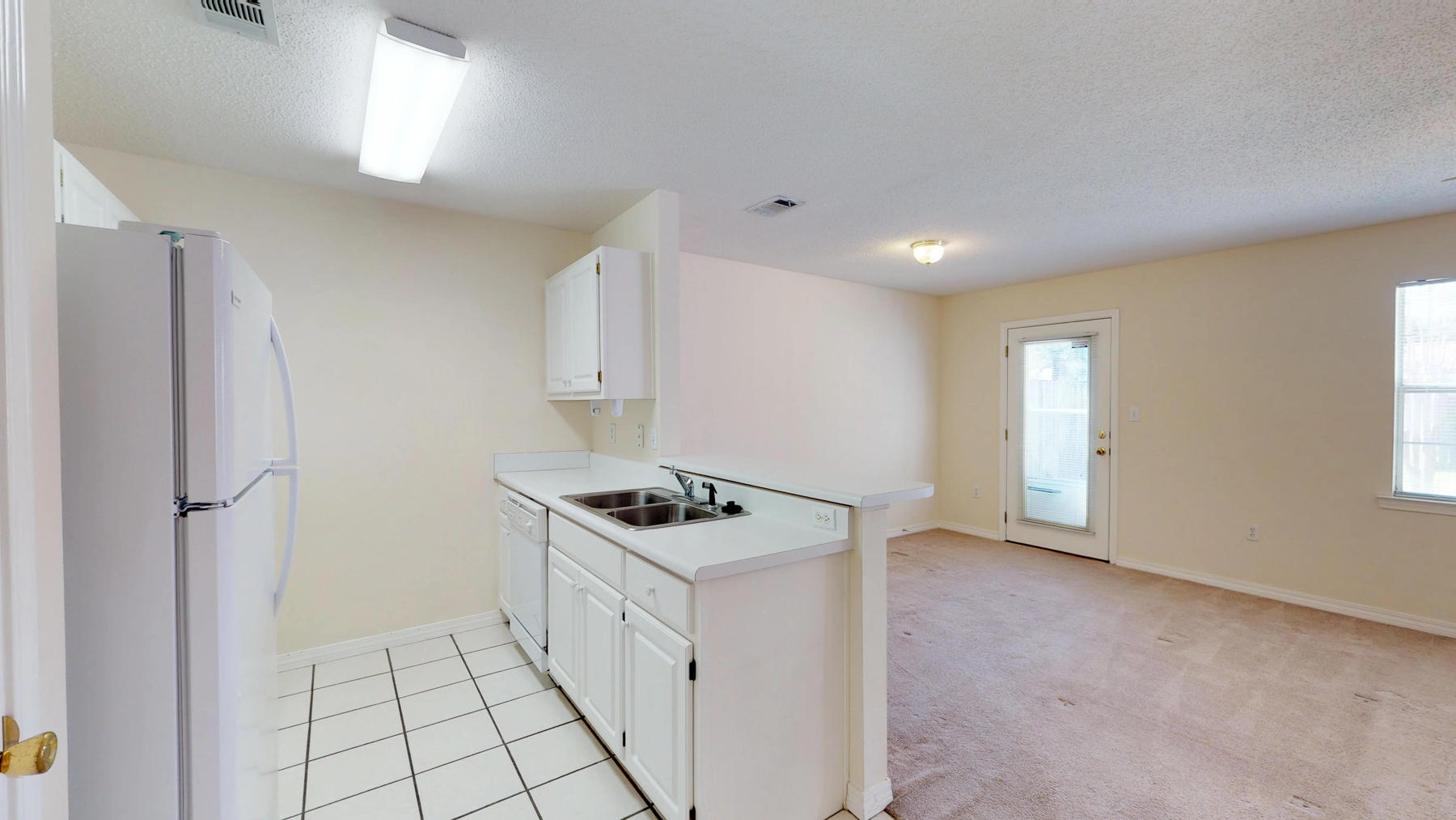 WATREE GARDENS - Residential Lease